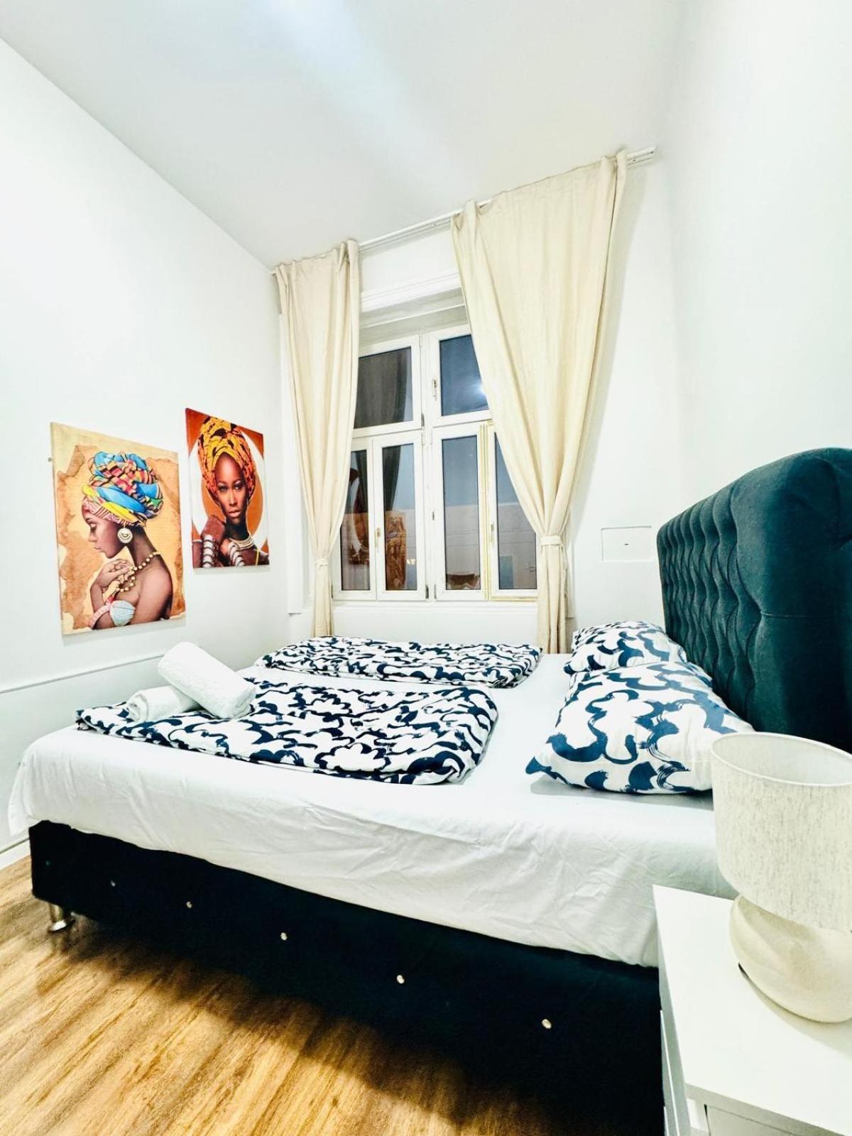 Apartment Affordable 5 Bedroom Apartment, Near Atzgersdorf Park