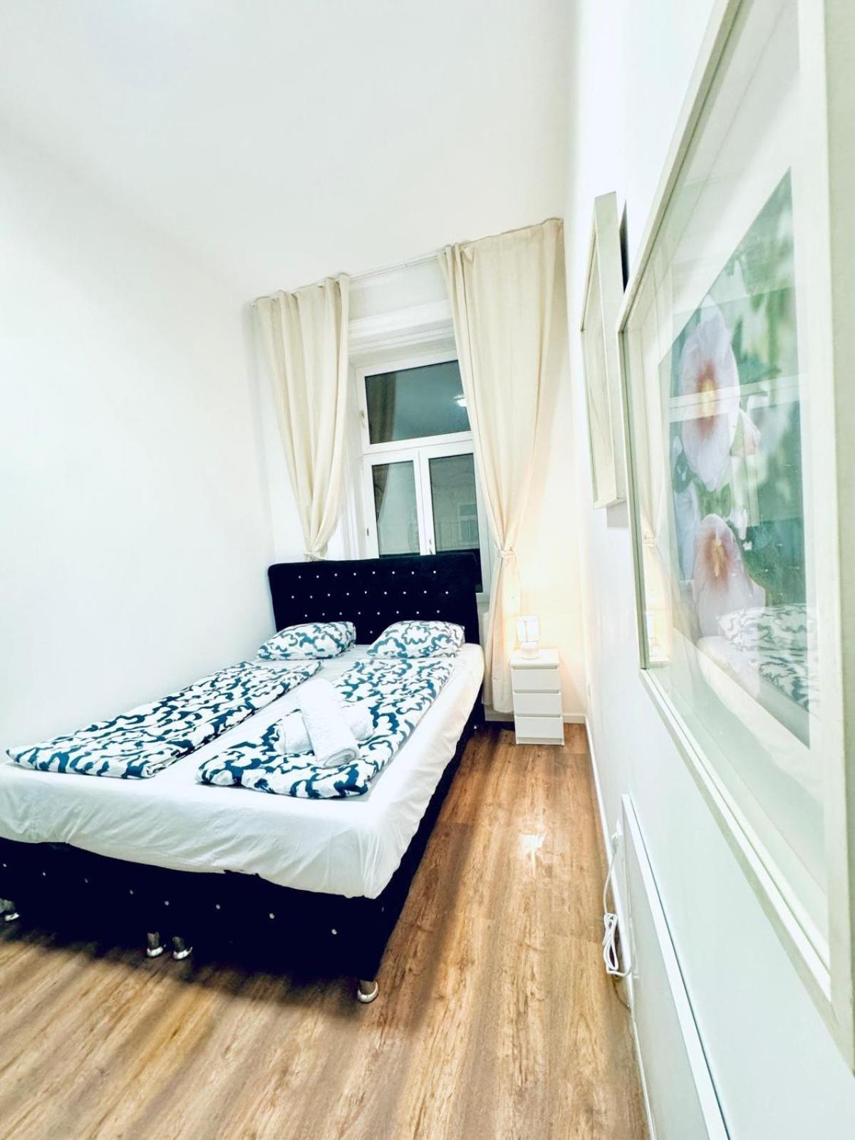 Affordable 5 Bedroom Apartment, Near Atzgersdorf Park *