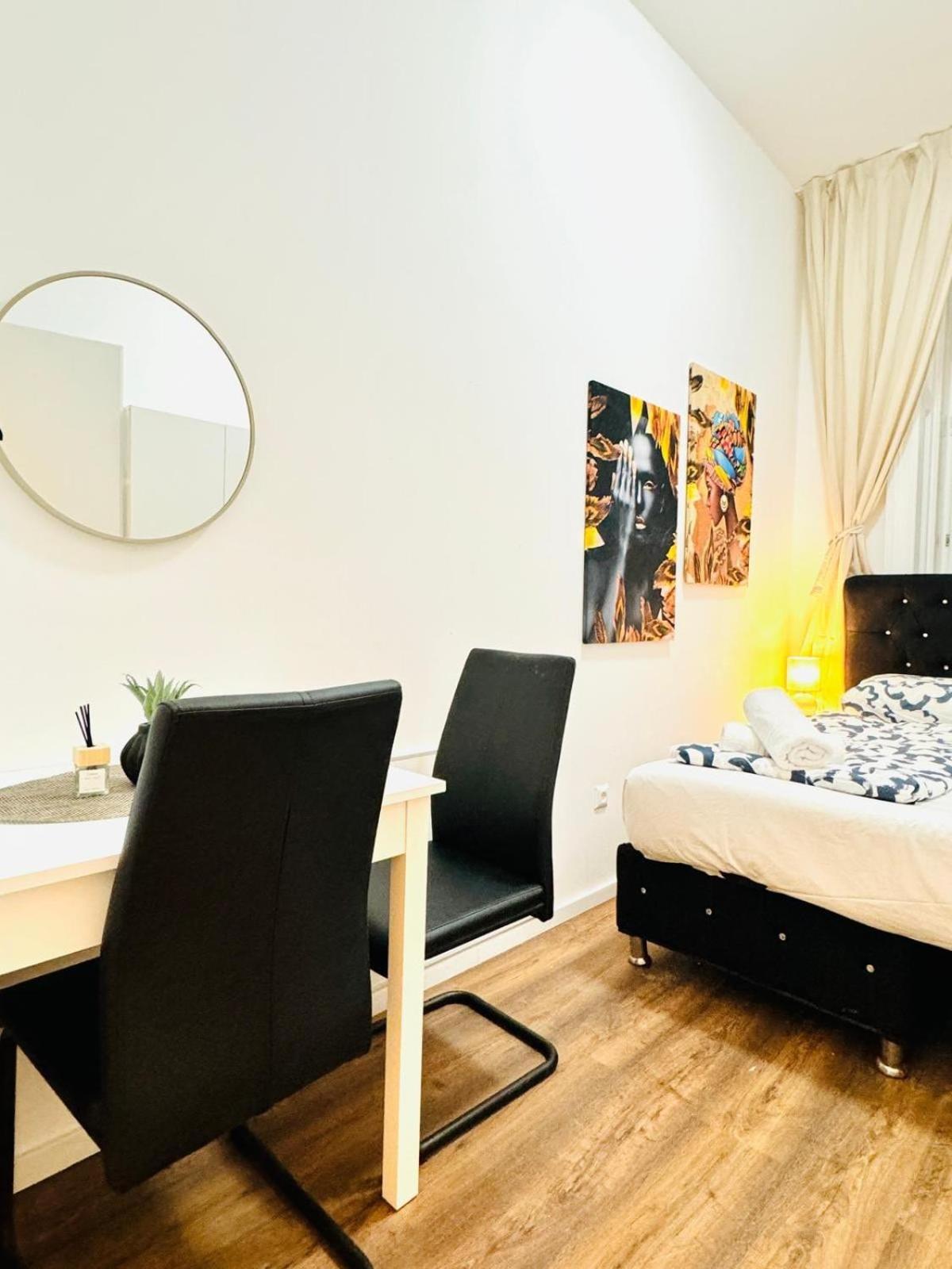 Affordable 5 Bedroom Apartment, Near Atzgersdorf Park * Vienna
