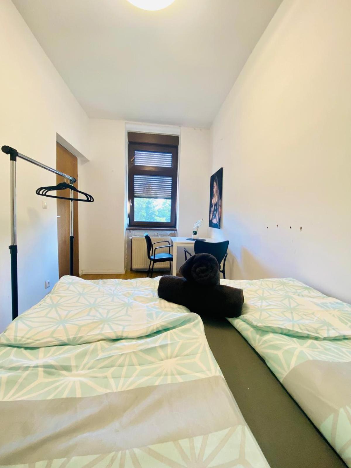Spacious 4br Up To 15 Guests 15 Min To Danube *