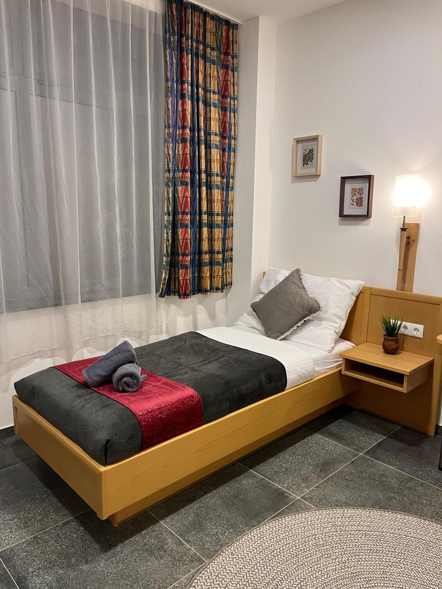 Comfy By Naschmarkt Apartment Vienna