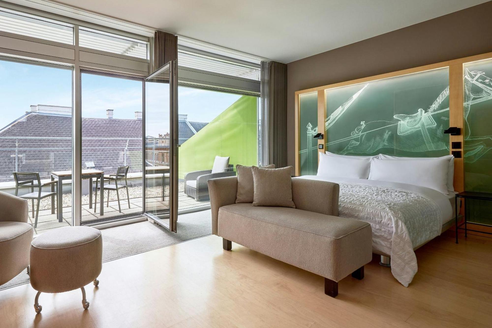 Le Meridien 5*