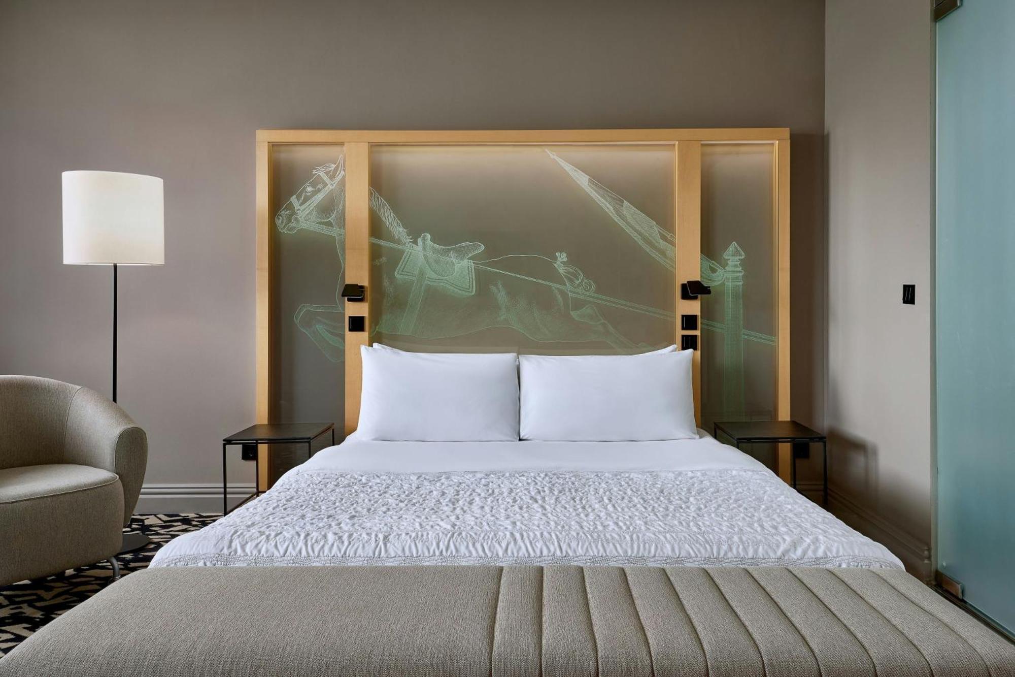 Le Meridien Hotel