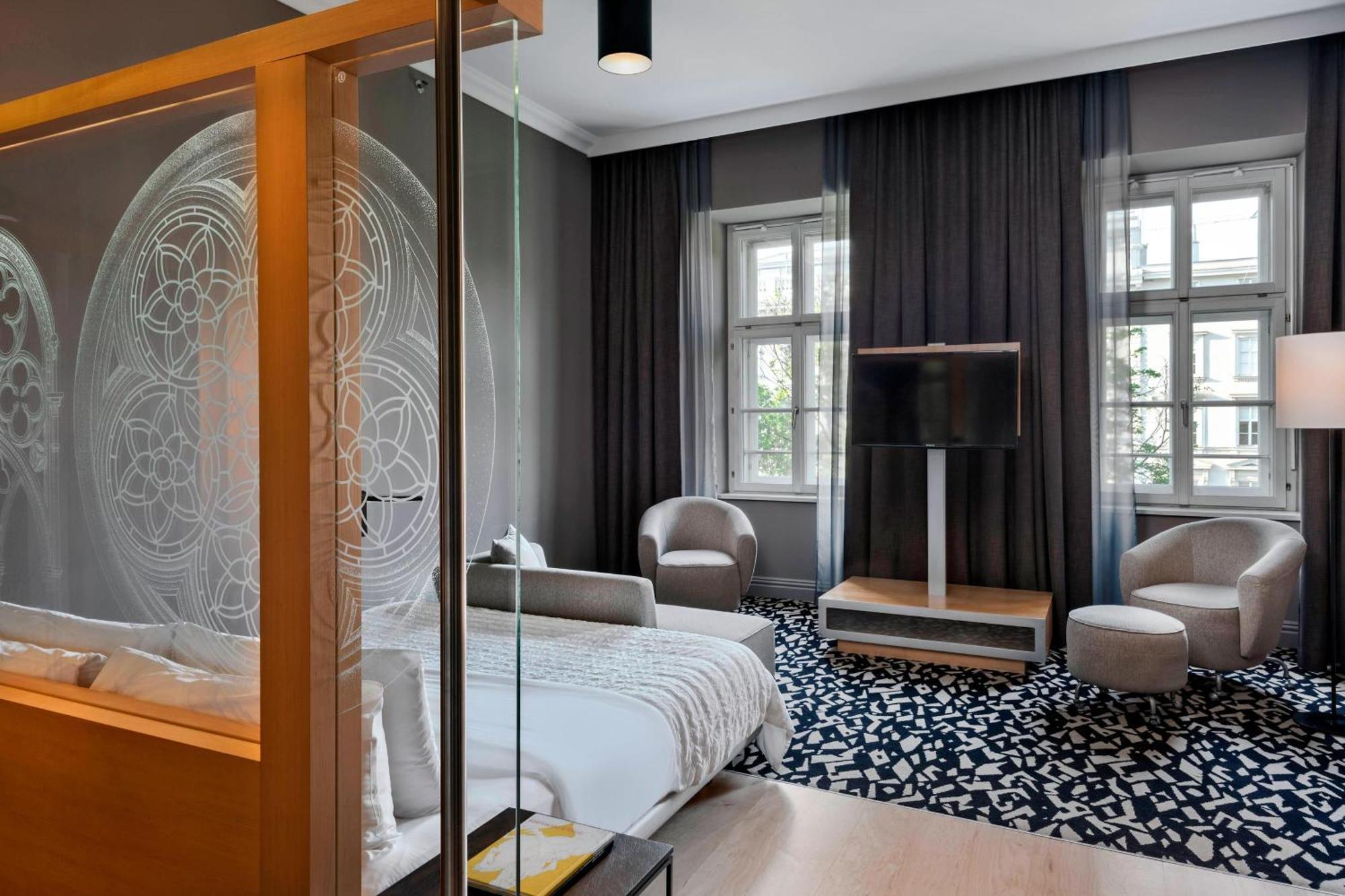 Le Meridien 5*