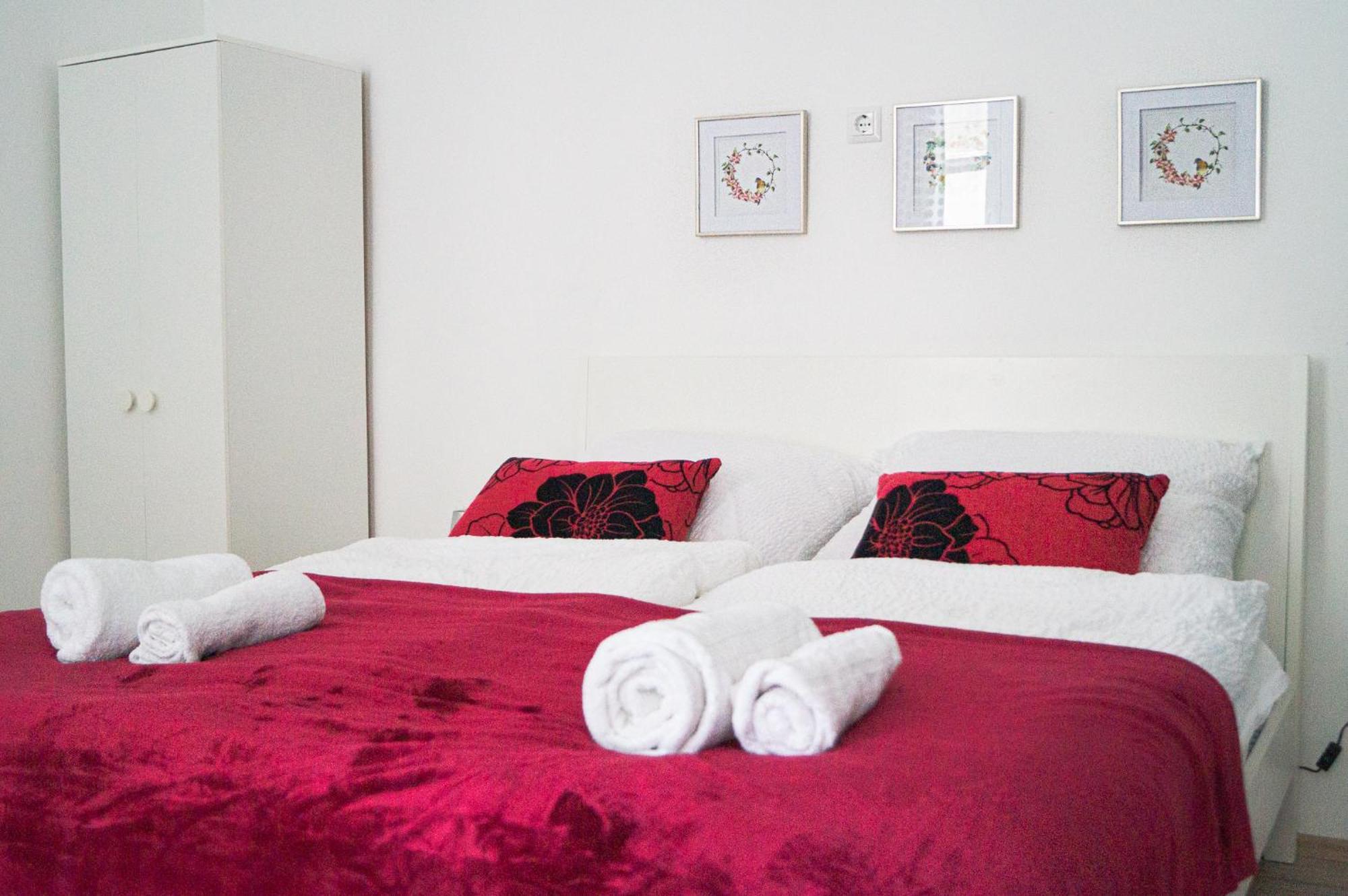 Apartment 2 Spacious Apts For 6p, Only 7min To Stadthalle