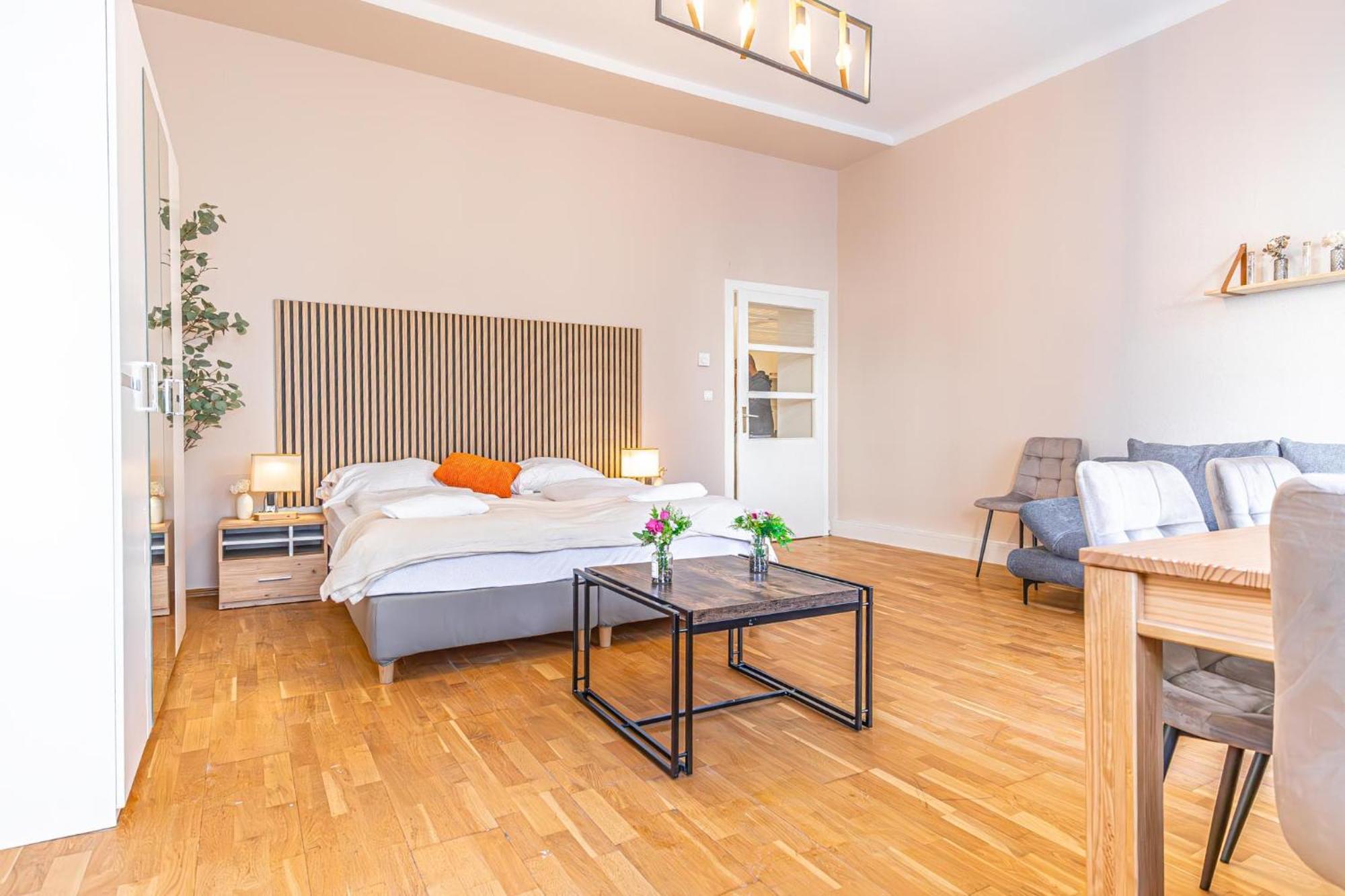 Appartamento Charming 2br Aprtment Near Tourist Attractions *