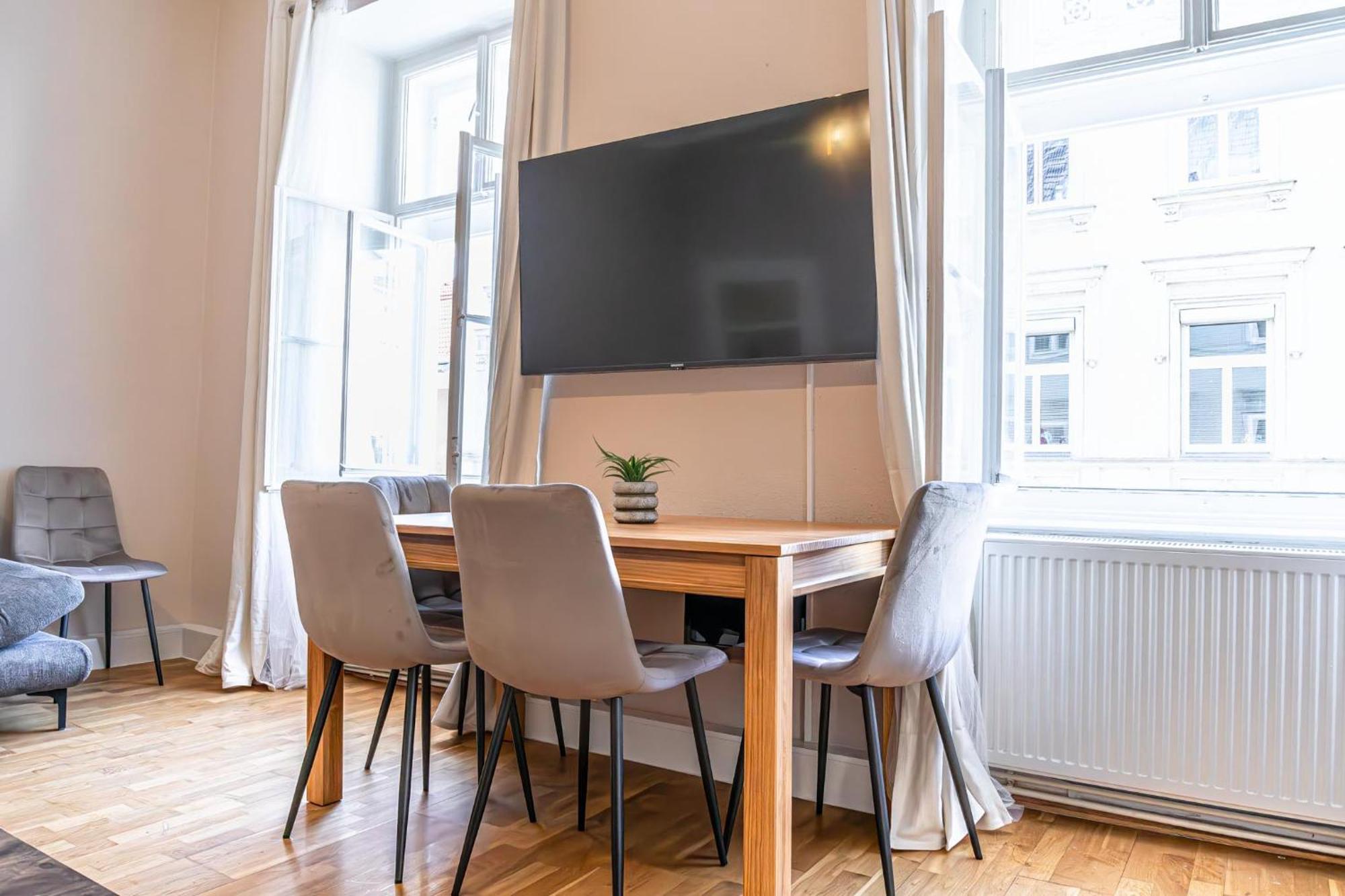 Charming 2br Aprtment Near Tourist Attractions Appartamento Vienna