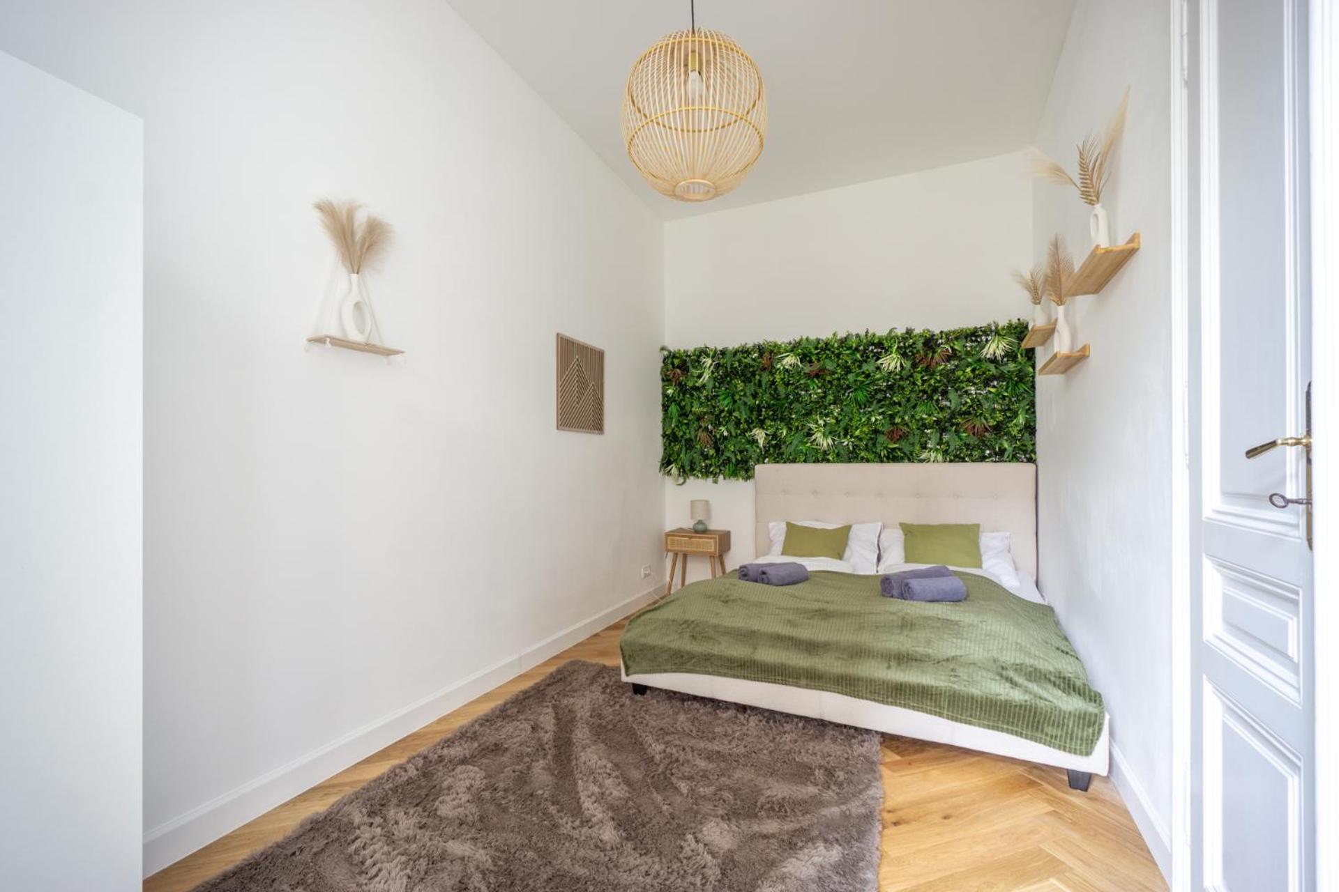 Apartment Elegant Heritage With Modern Comfort