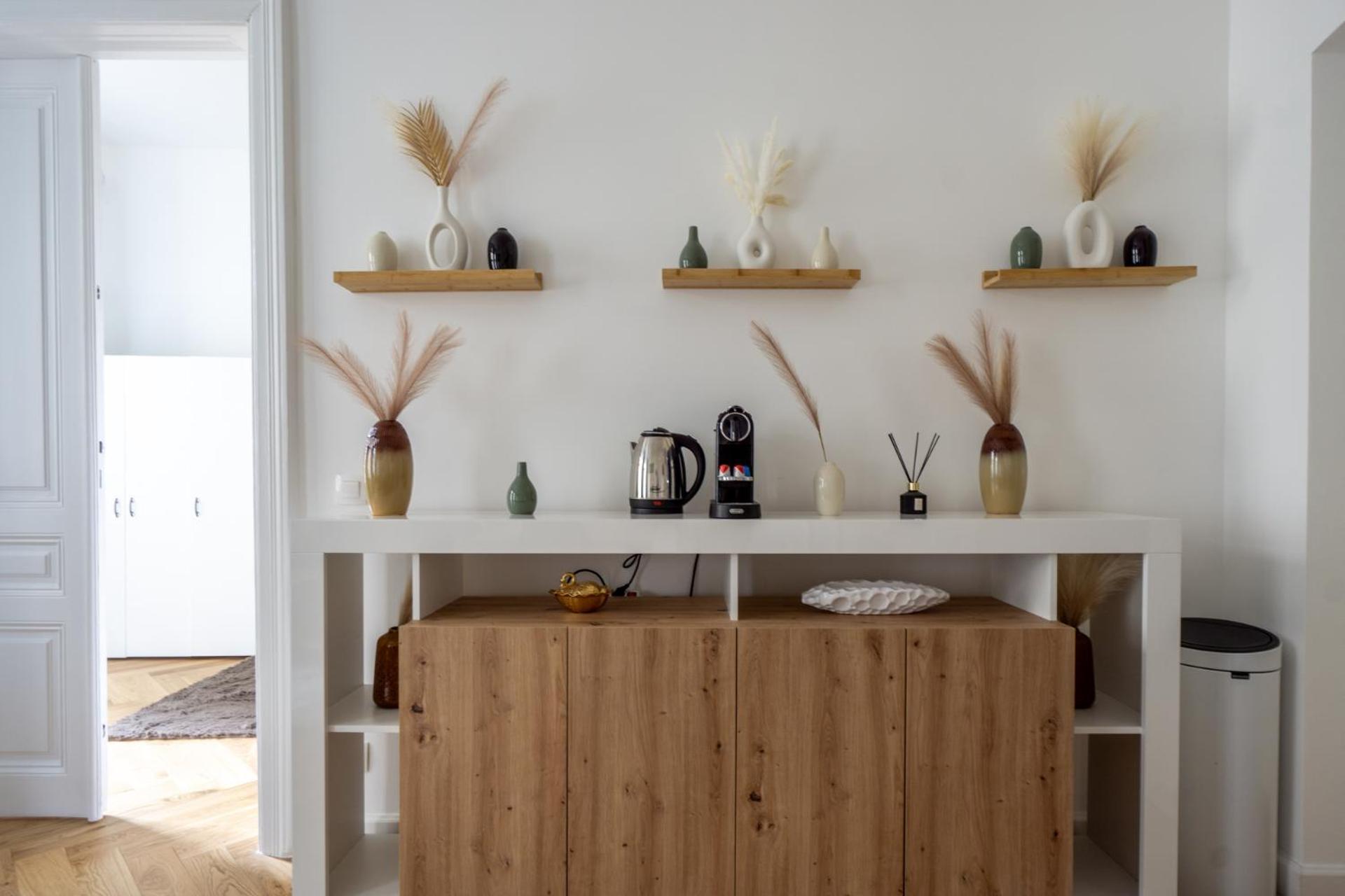 Elegant Heritage With Modern Comfort Apartment *