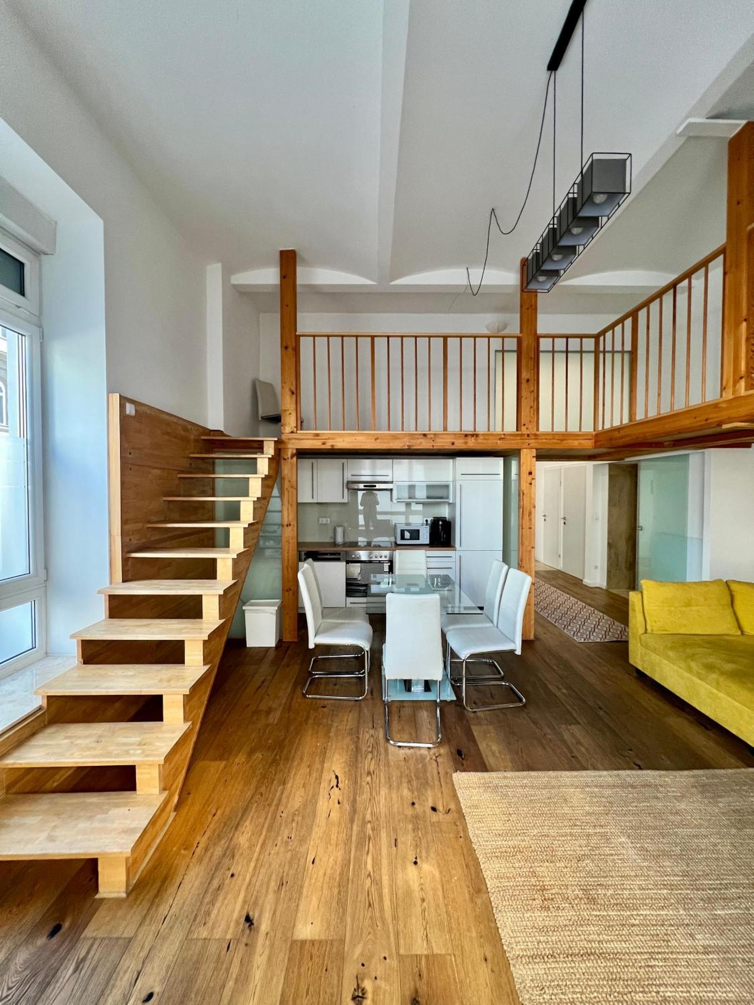Rema 1080 Apartment