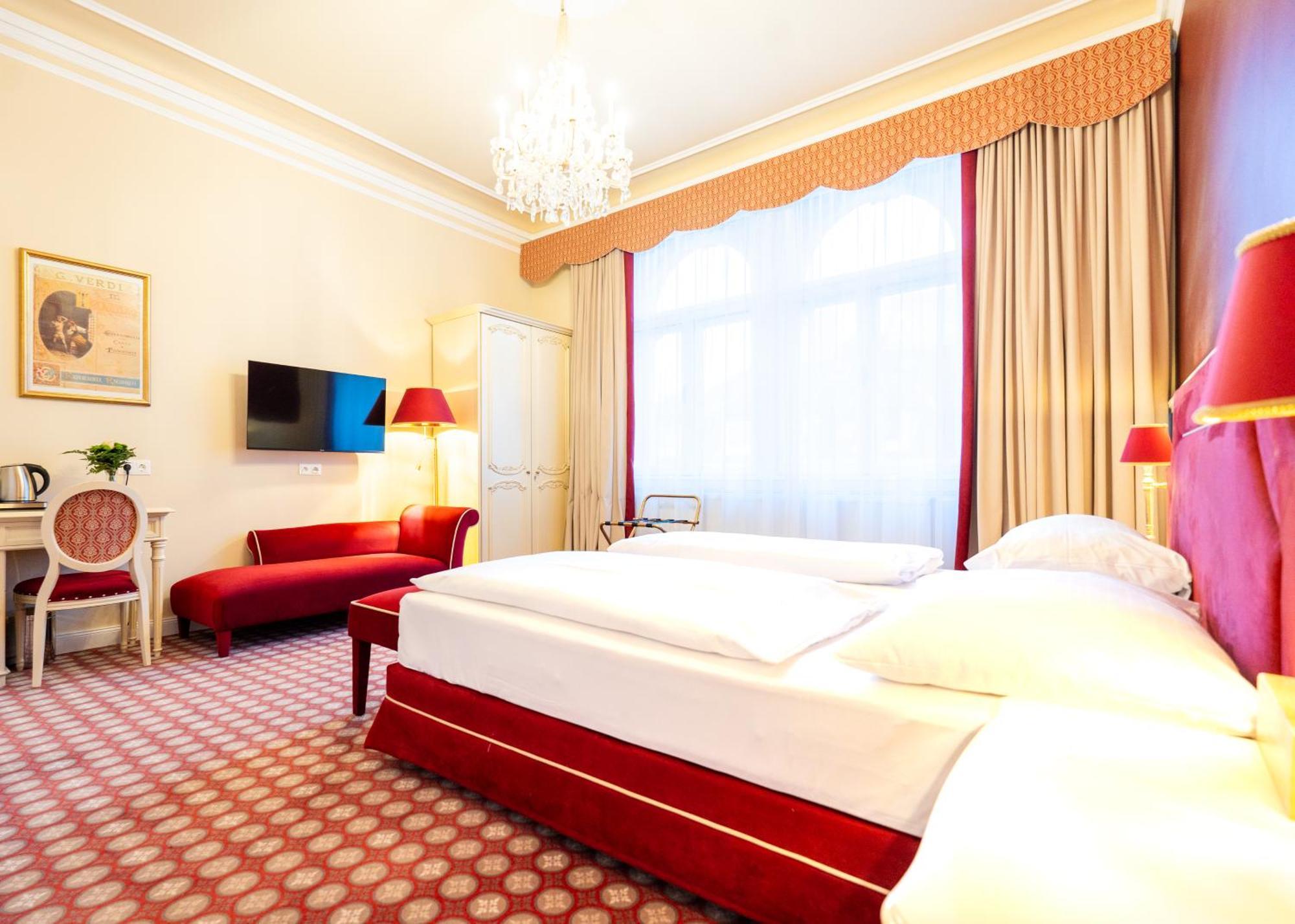 Aviano Boutique Hotel 4*