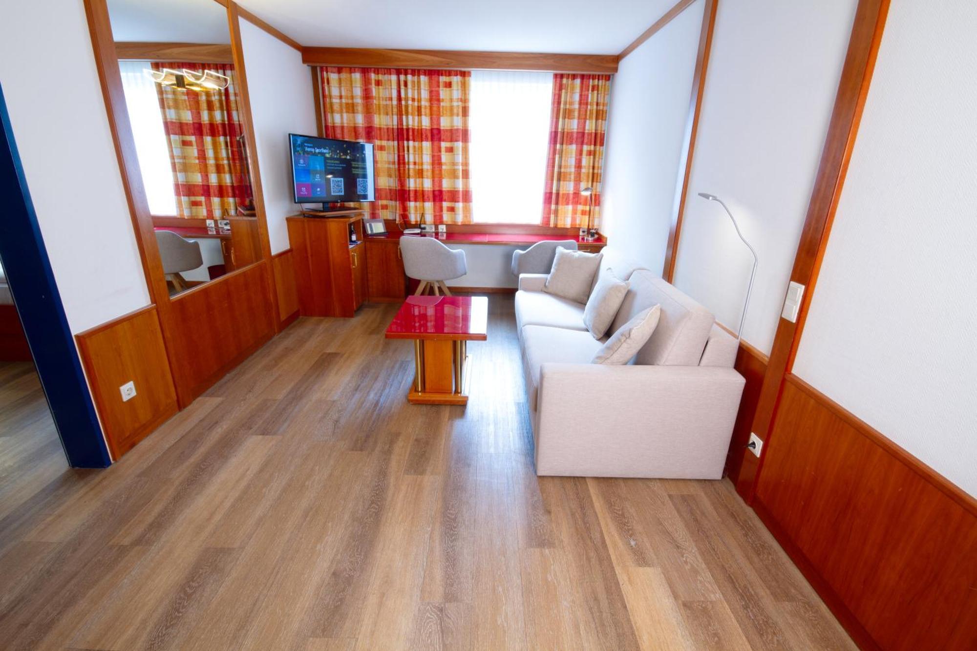 Vienna Sporthotel 4*