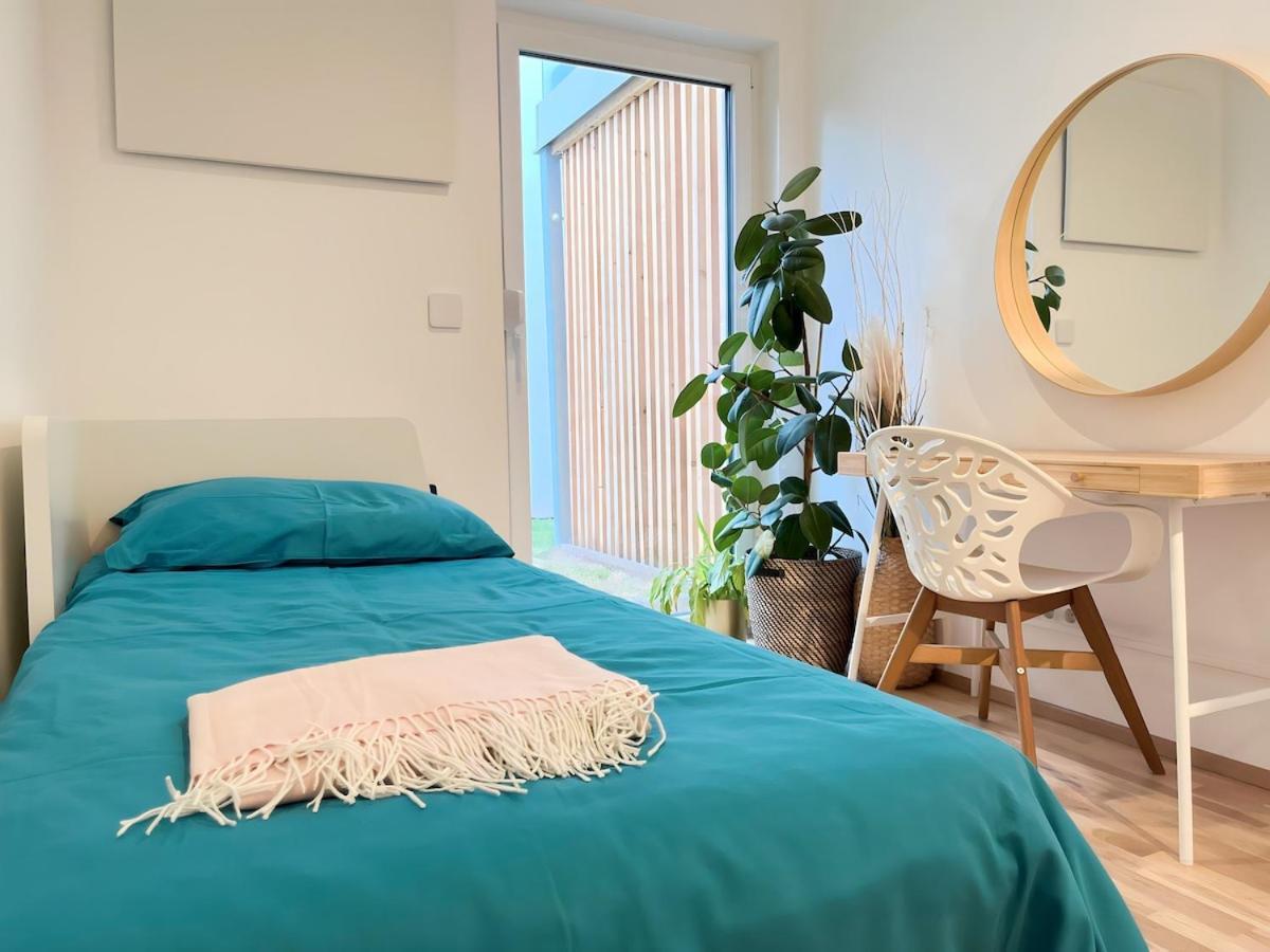 Apartment Mit Privatgarten & Salzwasserpool