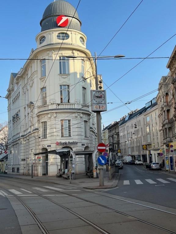 City&more! Hernals Mit 2 Schlafzimmer! Apartment Vienna