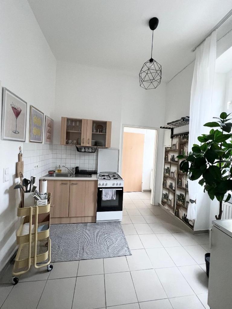 City&more! Hernals Mit 2 Schlafzimmer! Apartment