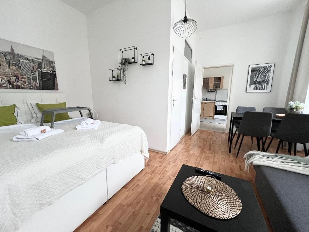 Apartment City&more! Hernals Mit 2 Schlafzimmer! *
