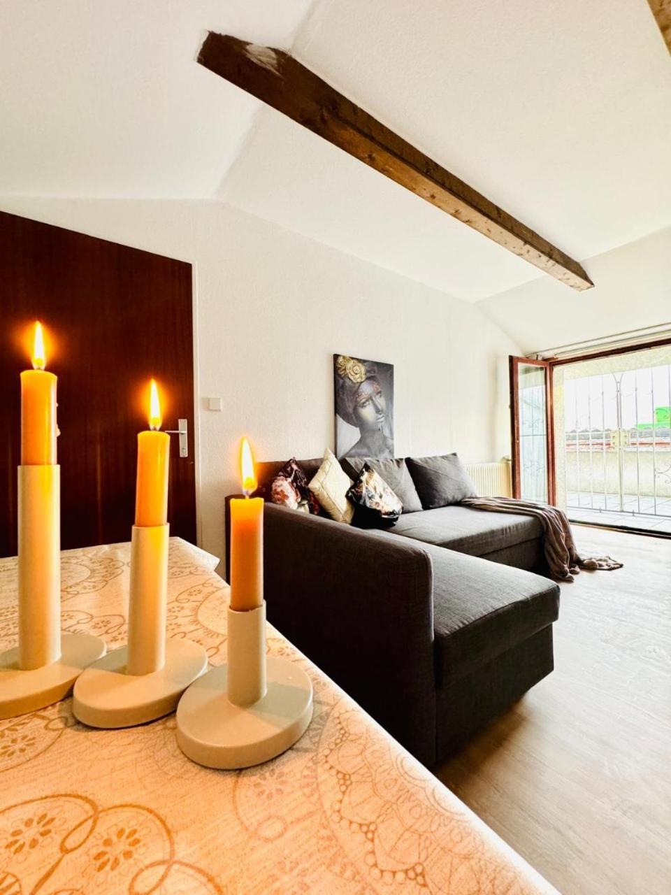 Apartment Cozy In A For Groups, 16-mins To Blumengaerten *