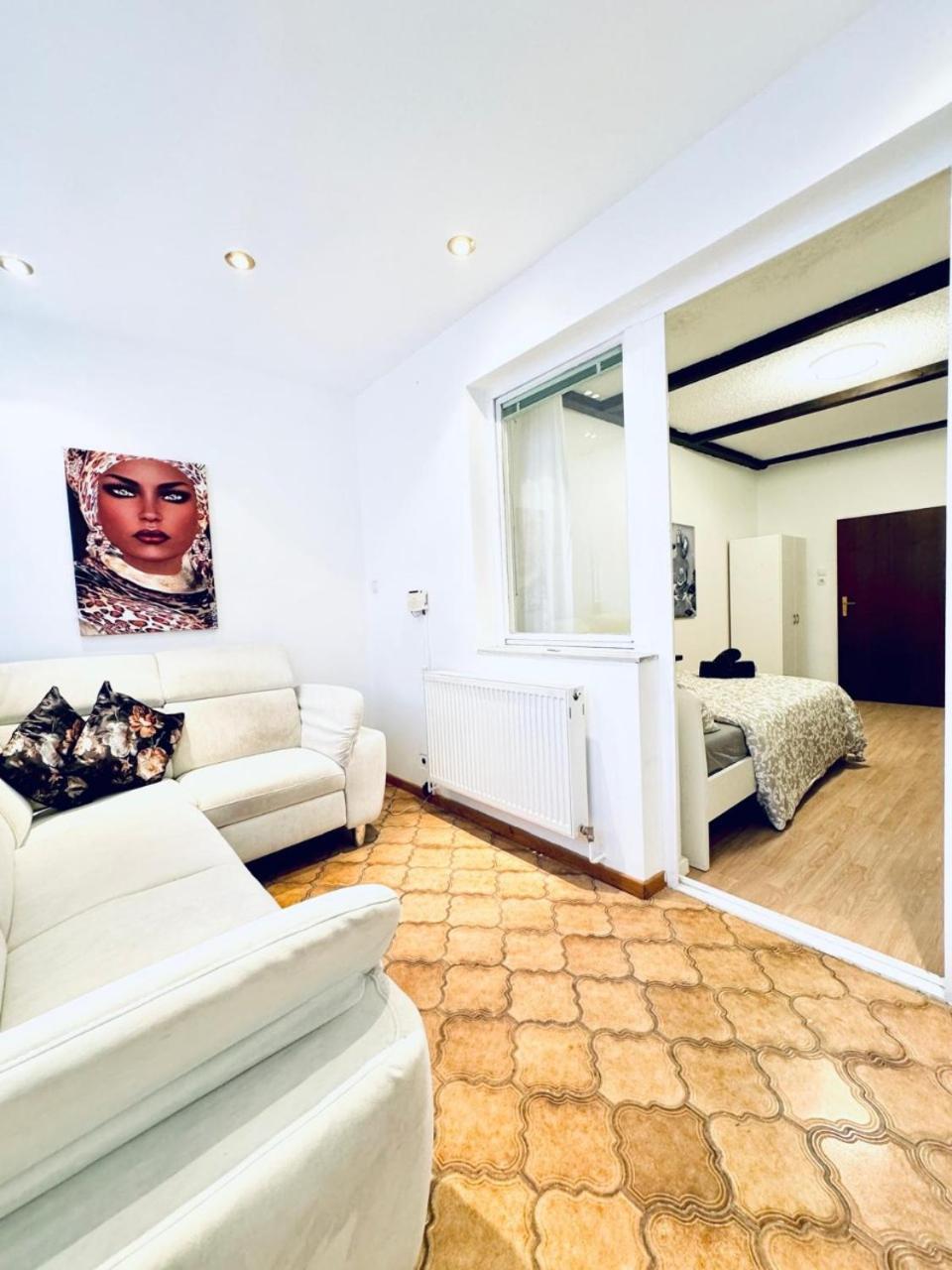 Cozy In A For Groups, 16-mins To Blumengaerten Vienna