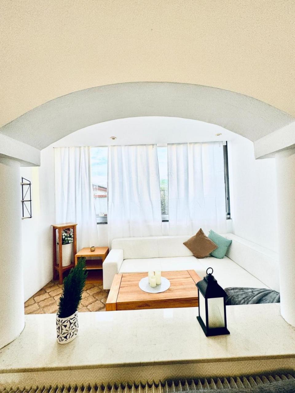 Cozy In A For Groups, 16-mins To Blumengaerten Apartment Vienna