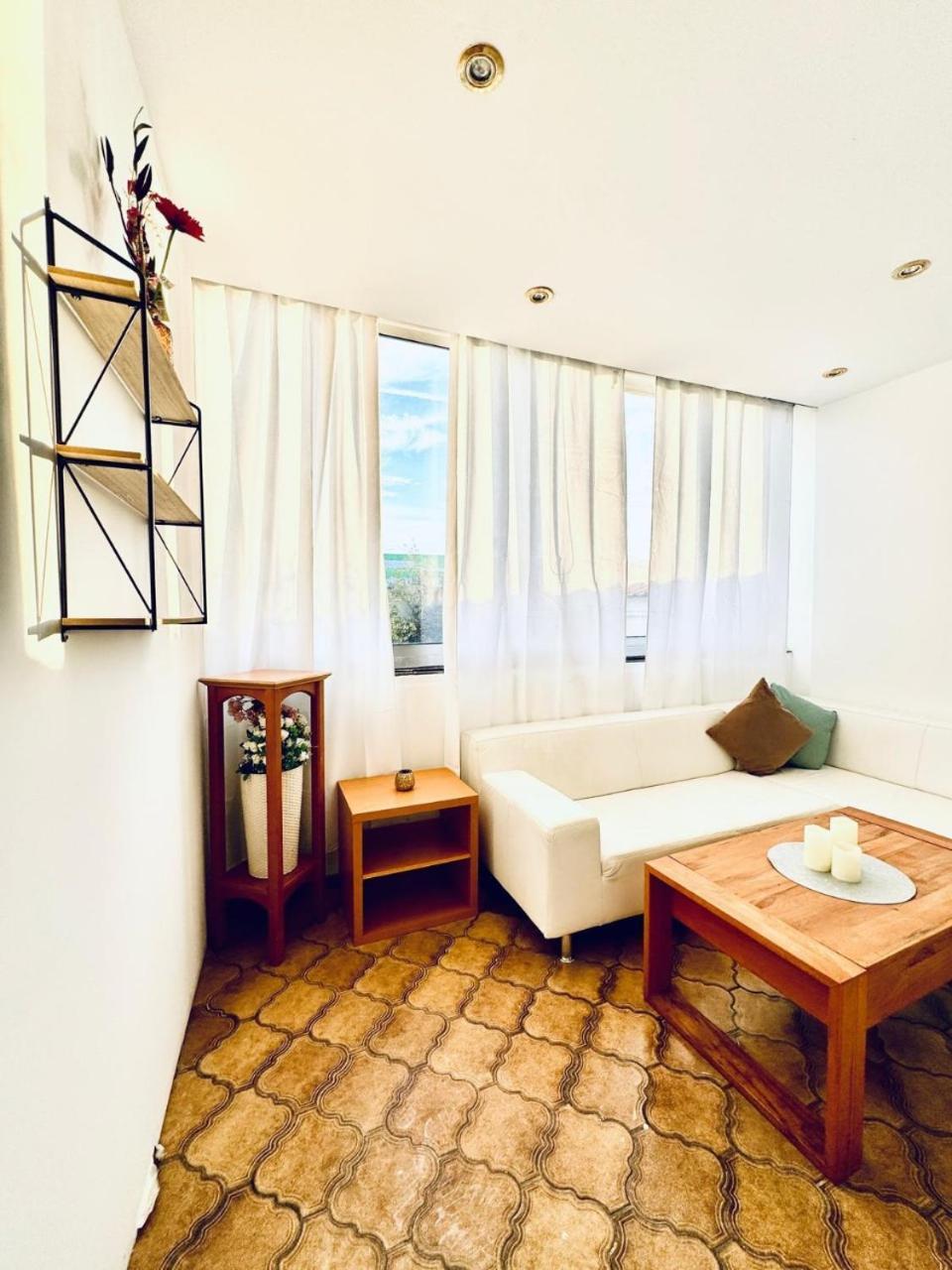 Cozy In A For Groups, 16-mins To Blumengaerten Apartment Vienna