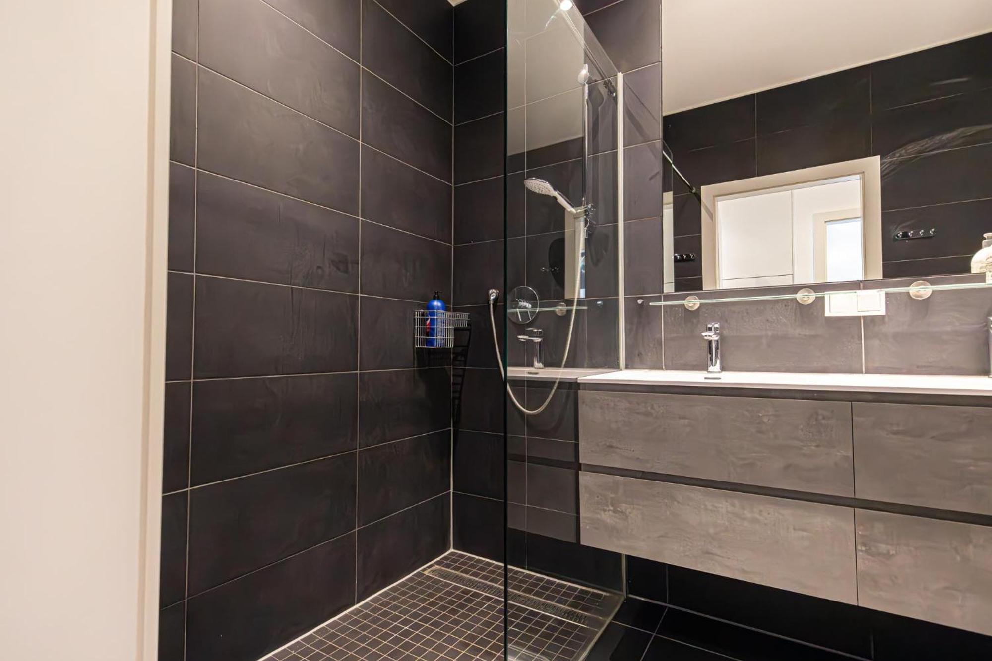 Modern 1br & 1lr In Viennas Downtown *