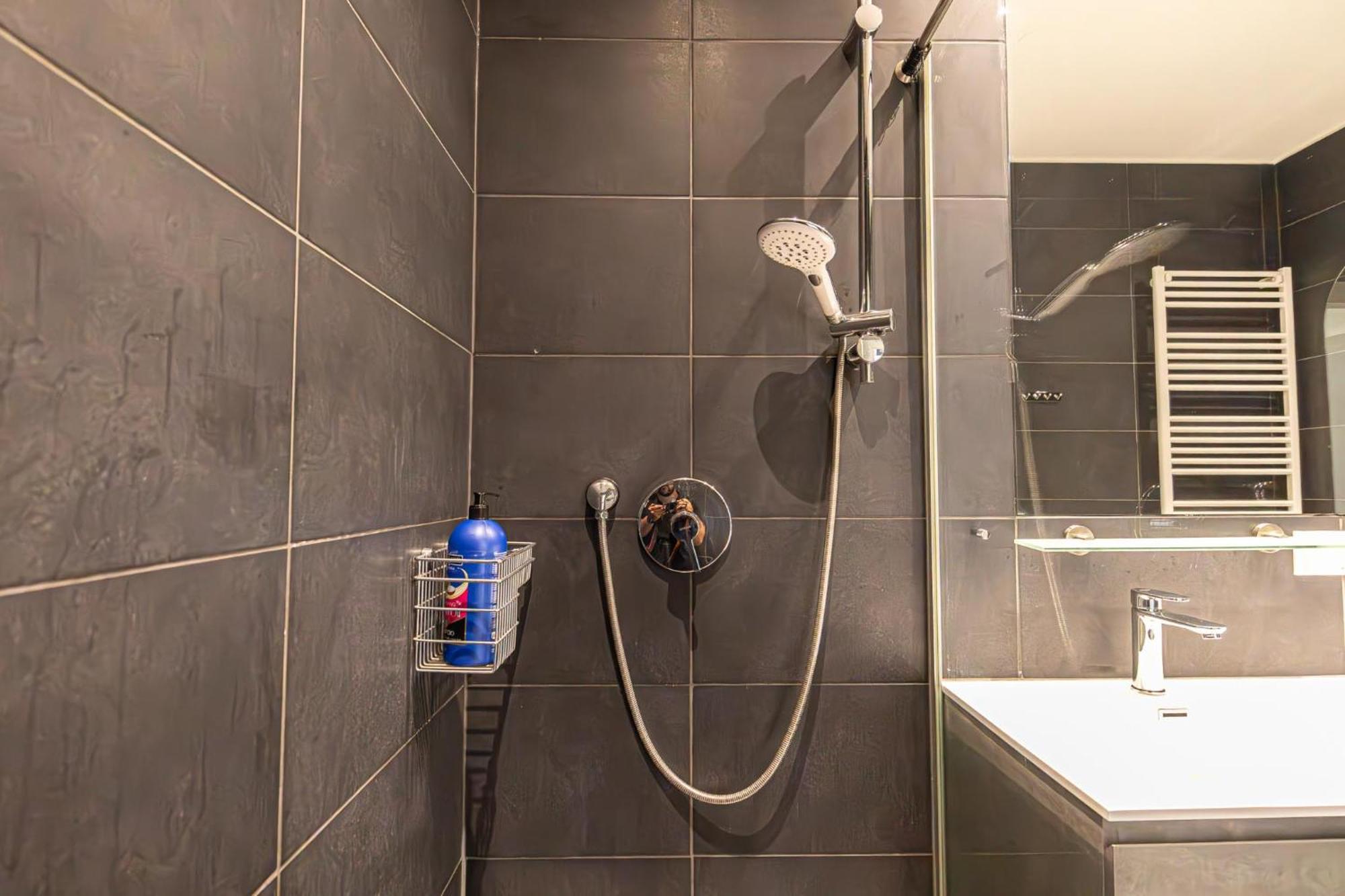 Modern 1br & 1lr In Viennas Downtown Apartment Vienna