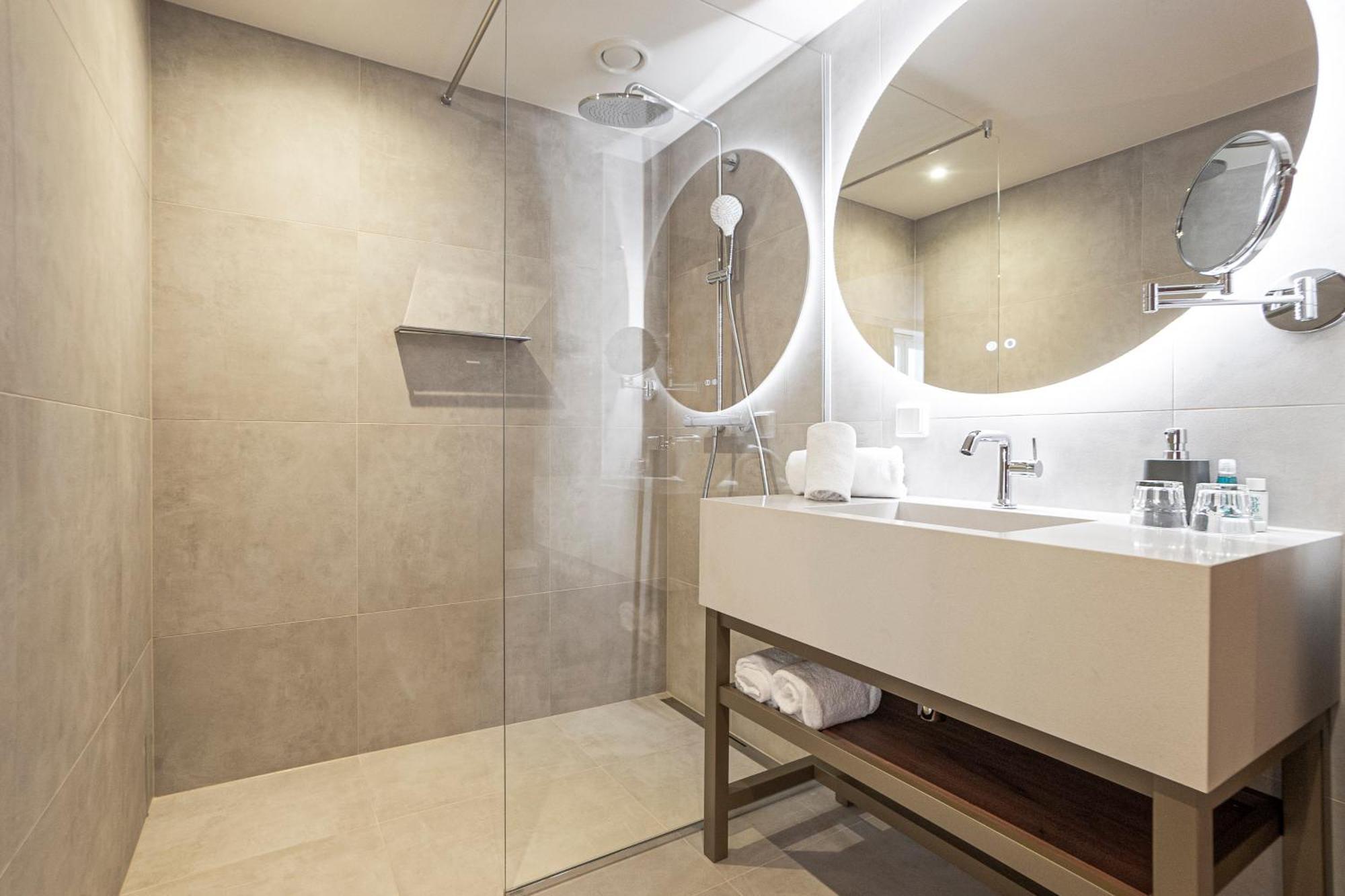 Fortyplusone - Newly Renovated! Hotel Wien