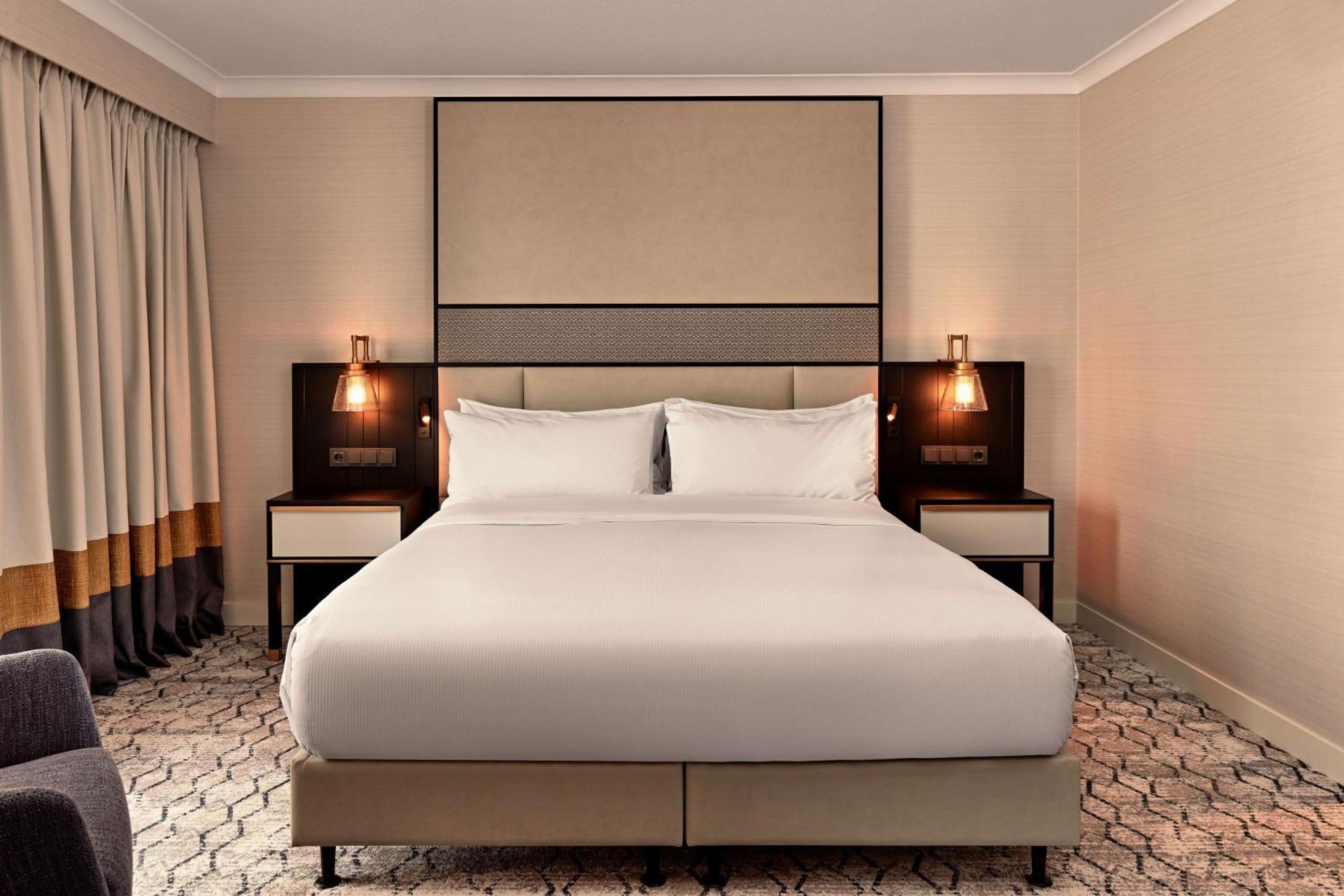 Hilton Park Hotel