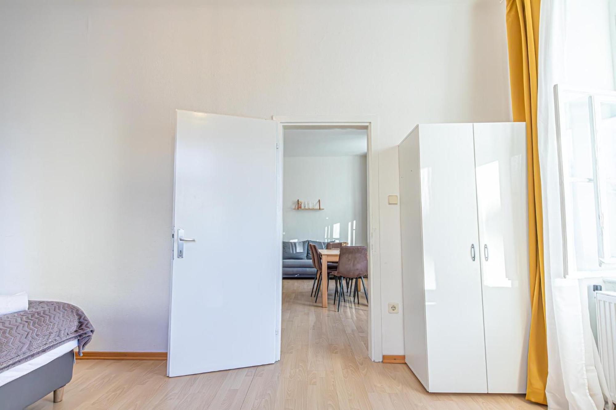 Modern 2-bedroom For 5 In Prime Location