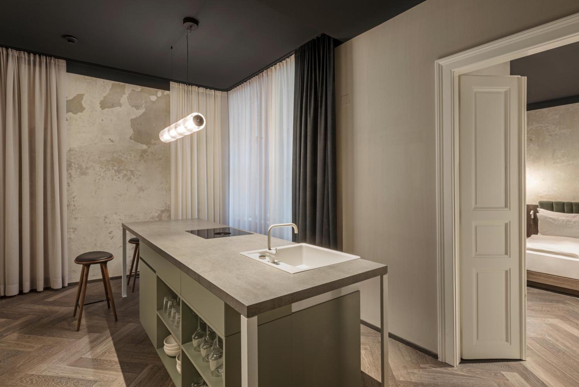 By Wolfensson - Boutique Vienna
