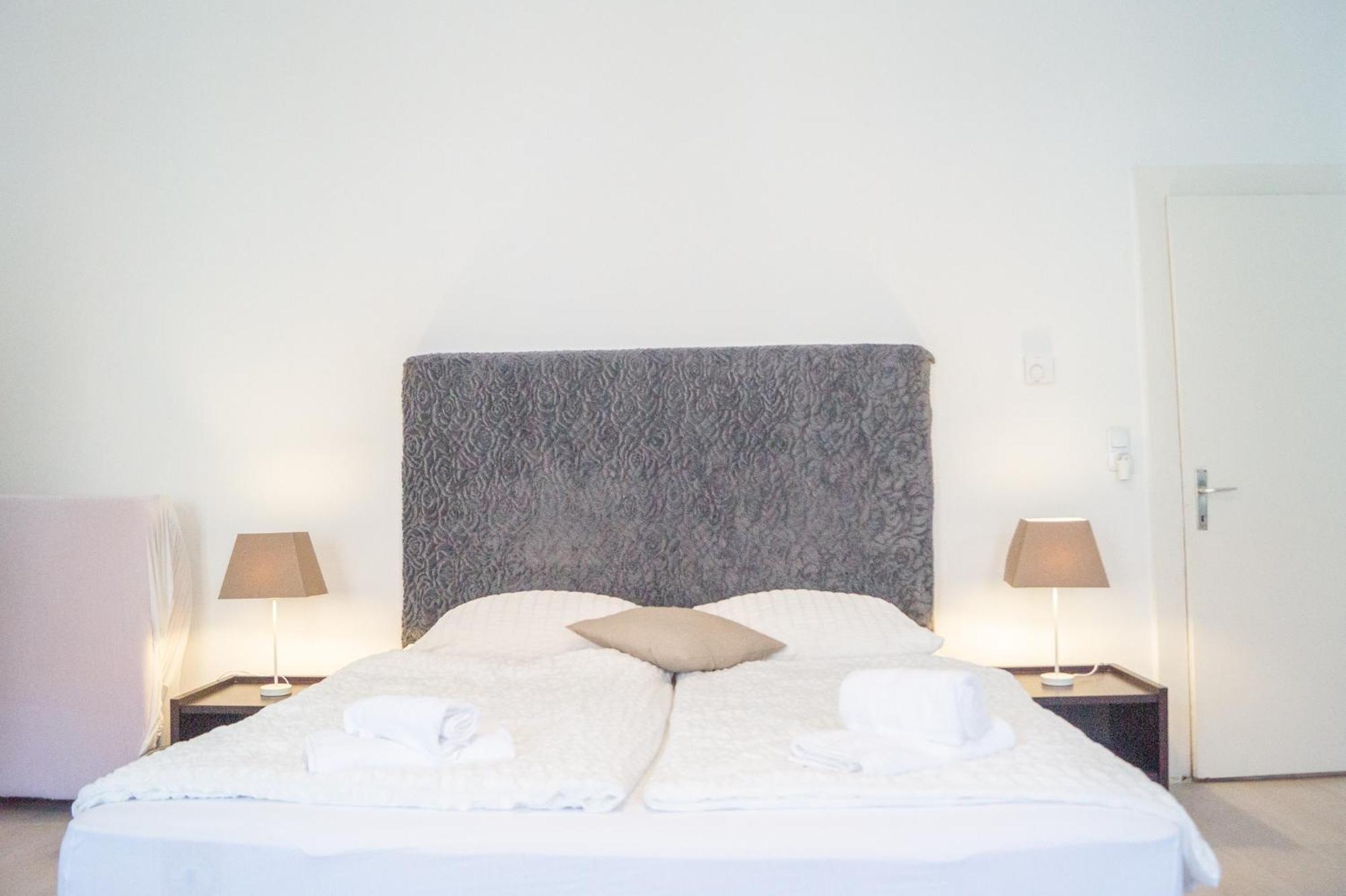 Apartamento 2 Pleasant Flats - Perfect For Long *