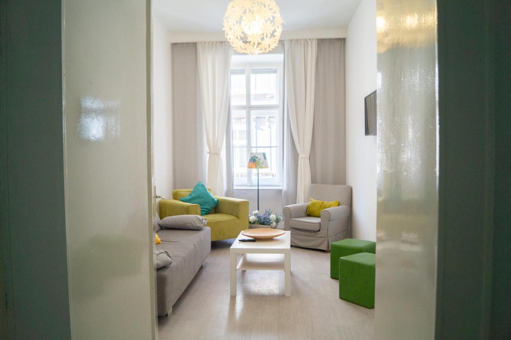 Trendy 1br & 1lr Near Rennweg, Great Links *