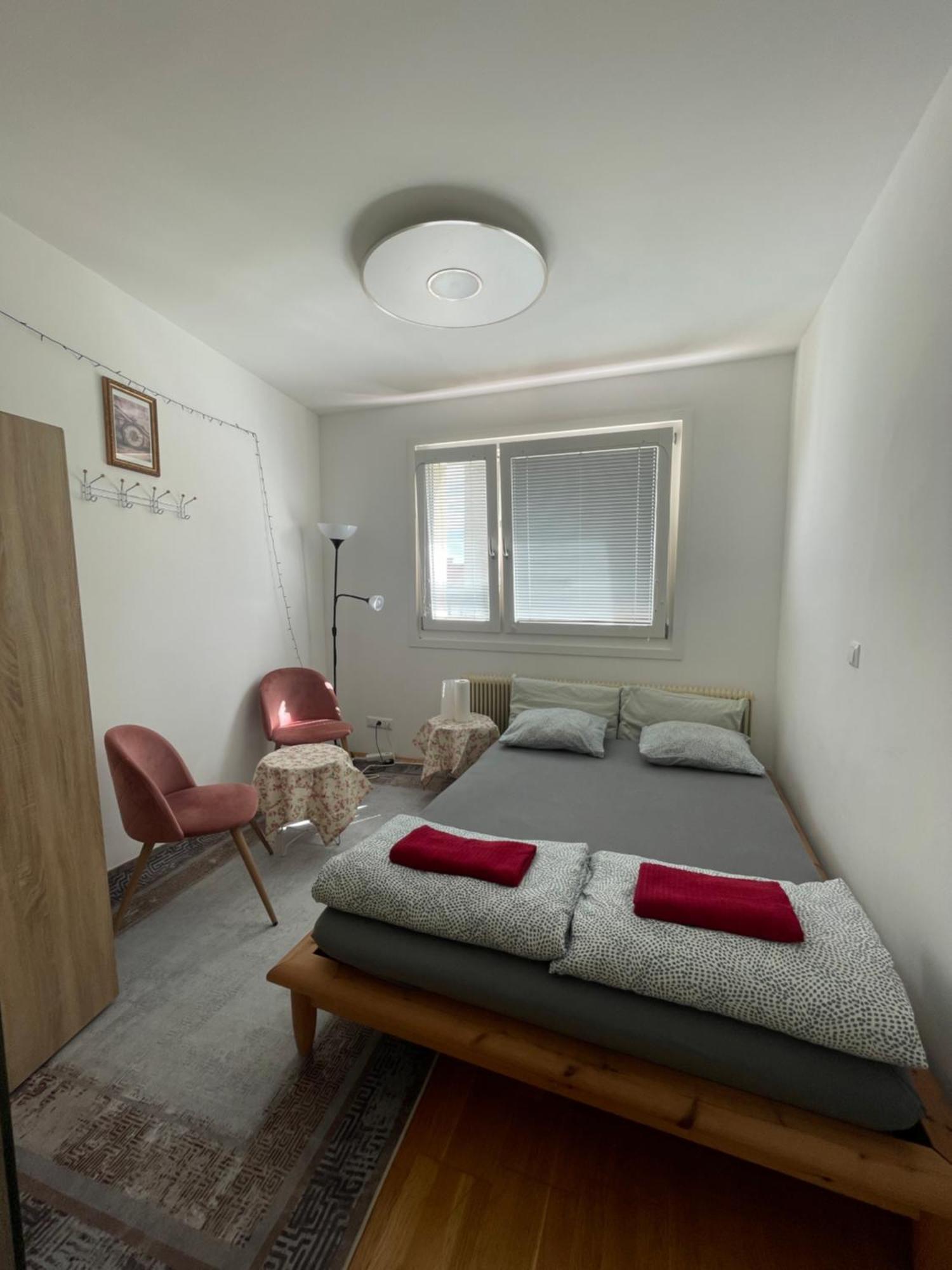 Rooftop Guest house *