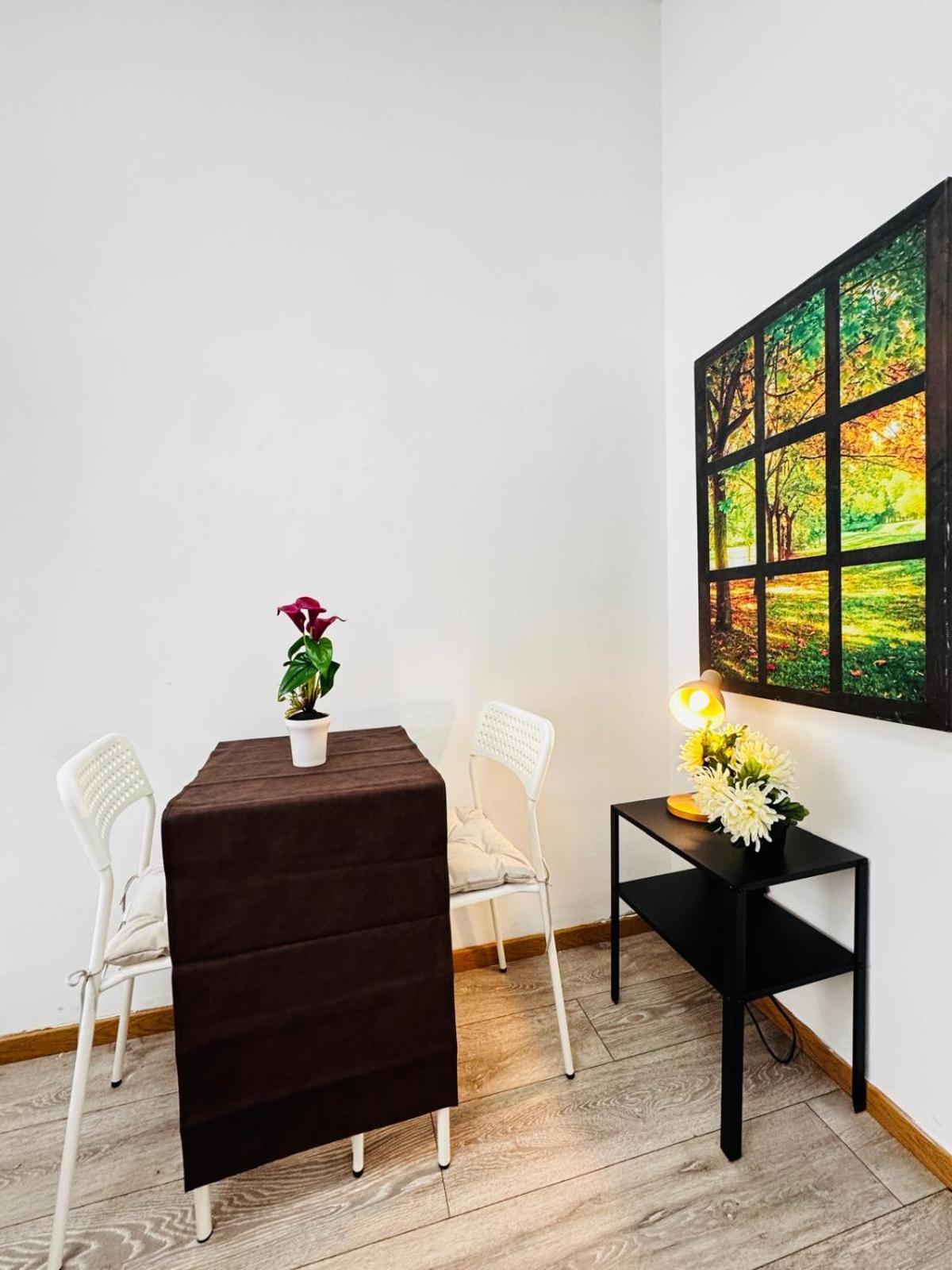 Apartment Stylish 4br Shared -10 Min Transport To Stadthalle *