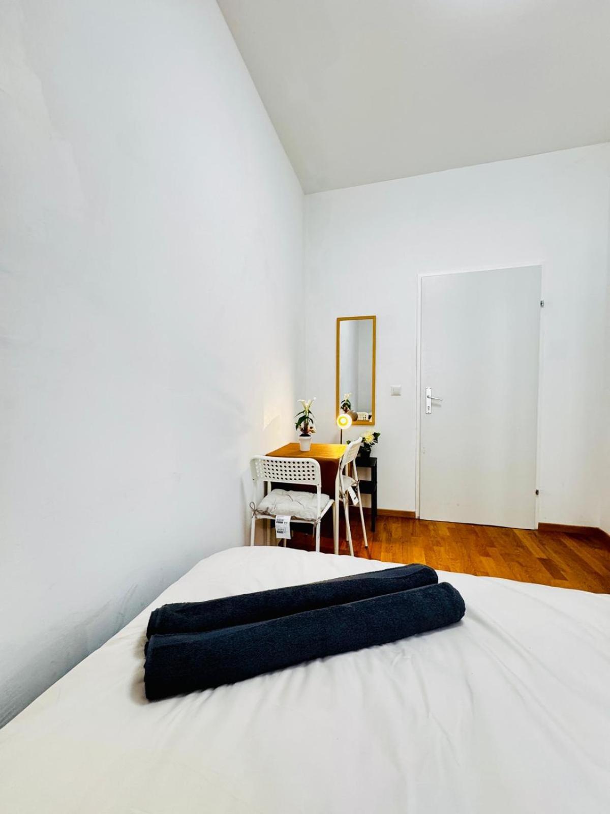 Stylish 4br Shared -10 Min Transport To Stadthalle Apartment *