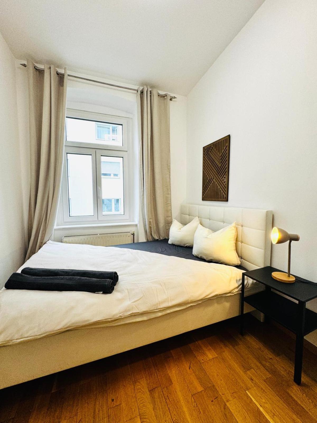 Stylish 4br Shared -10 Min Transport To Stadthalle