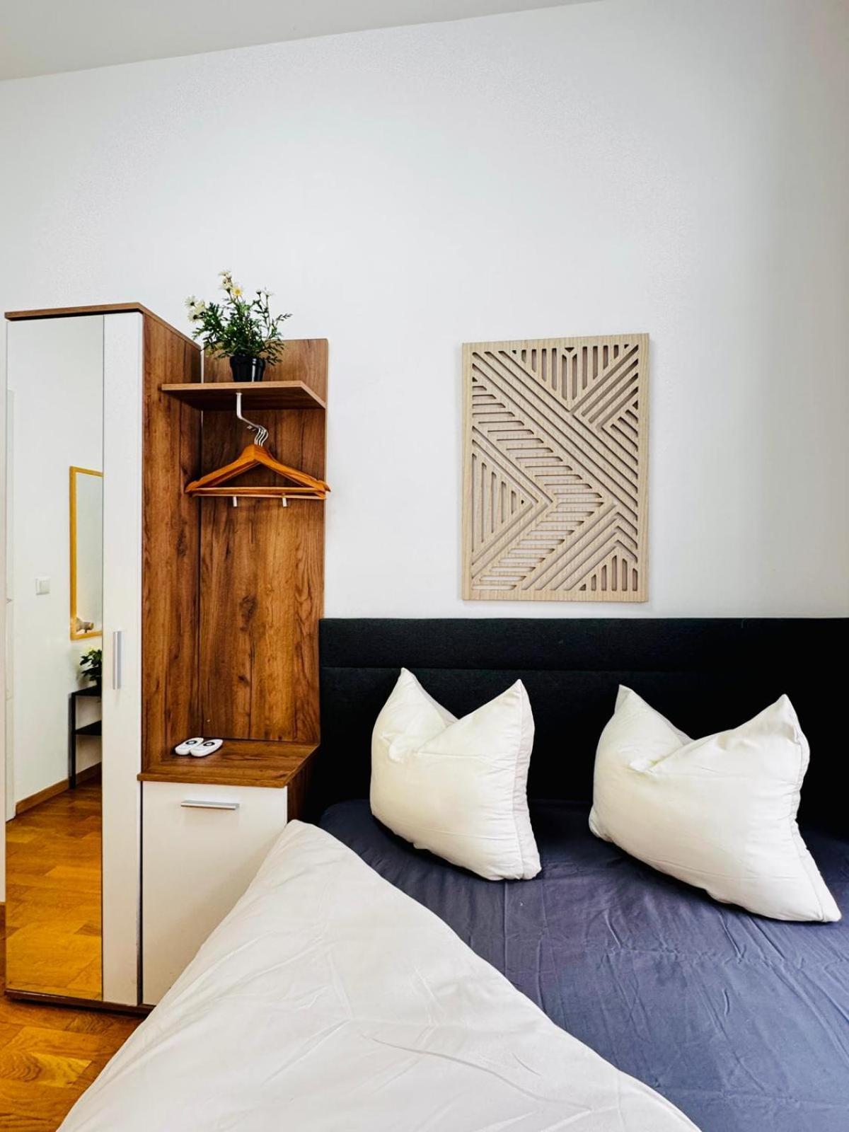 Stylish 4br Shared -10 Min Transport To Stadthalle *