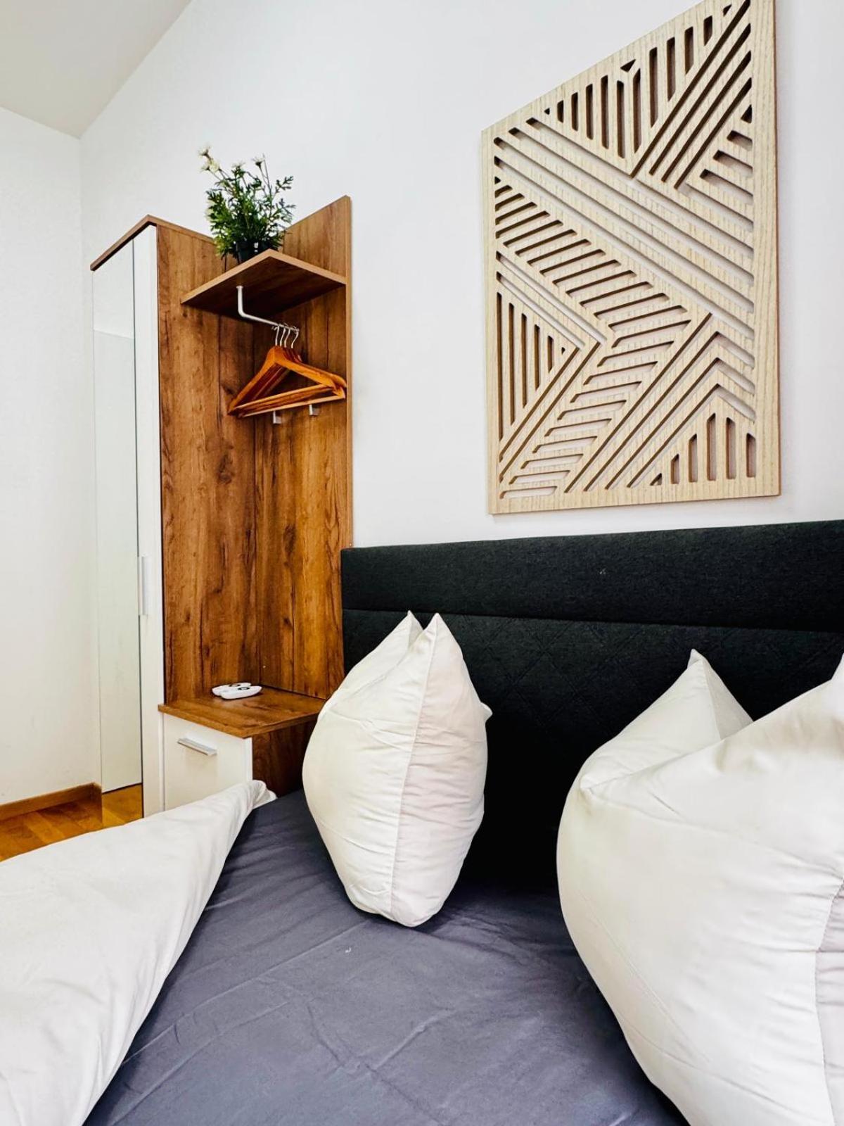 Stylish 4br Shared -10 Min Transport To Stadthalle *