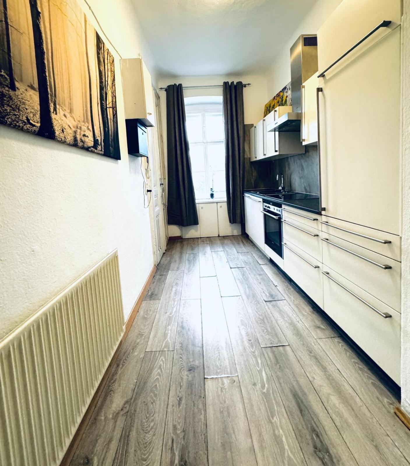 Stylish 4br Shared -10 Min Transport To Stadthalle Vienna
