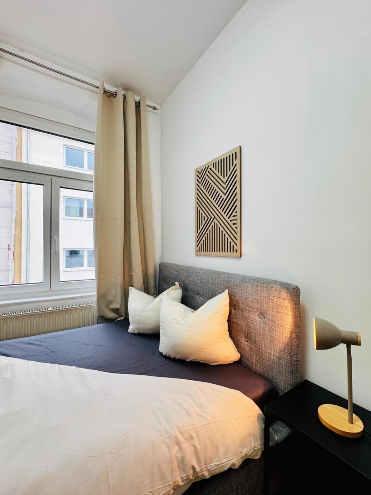 Stylish 4br Shared -10 Min Transport To Stadthalle