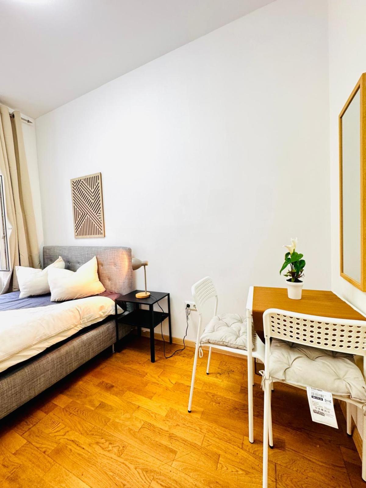 Apartment Stylish 4br Shared -10 Min Transport To Stadthalle