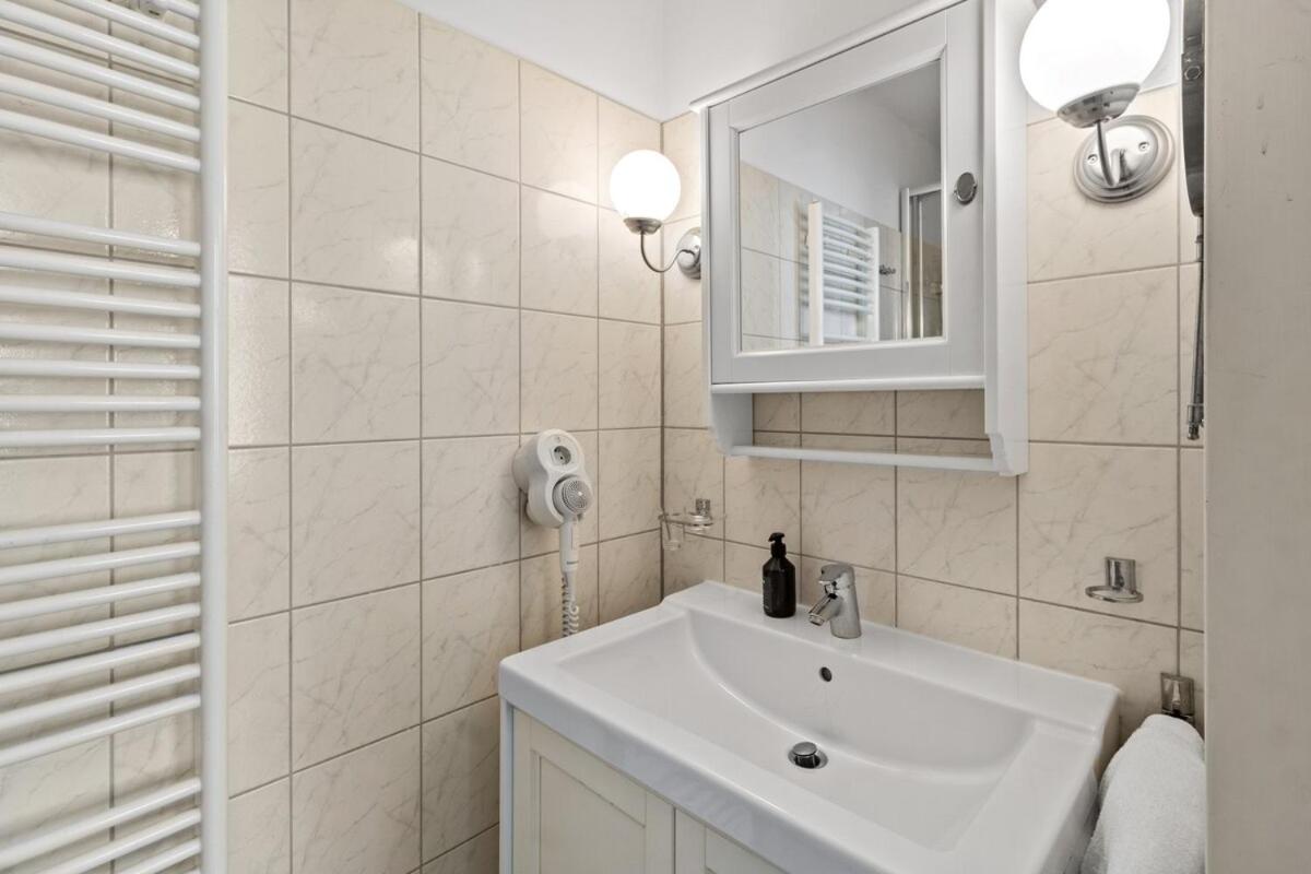 Neben Augarten I 5 Min To Metro I 10 Min To Apartment Vienna