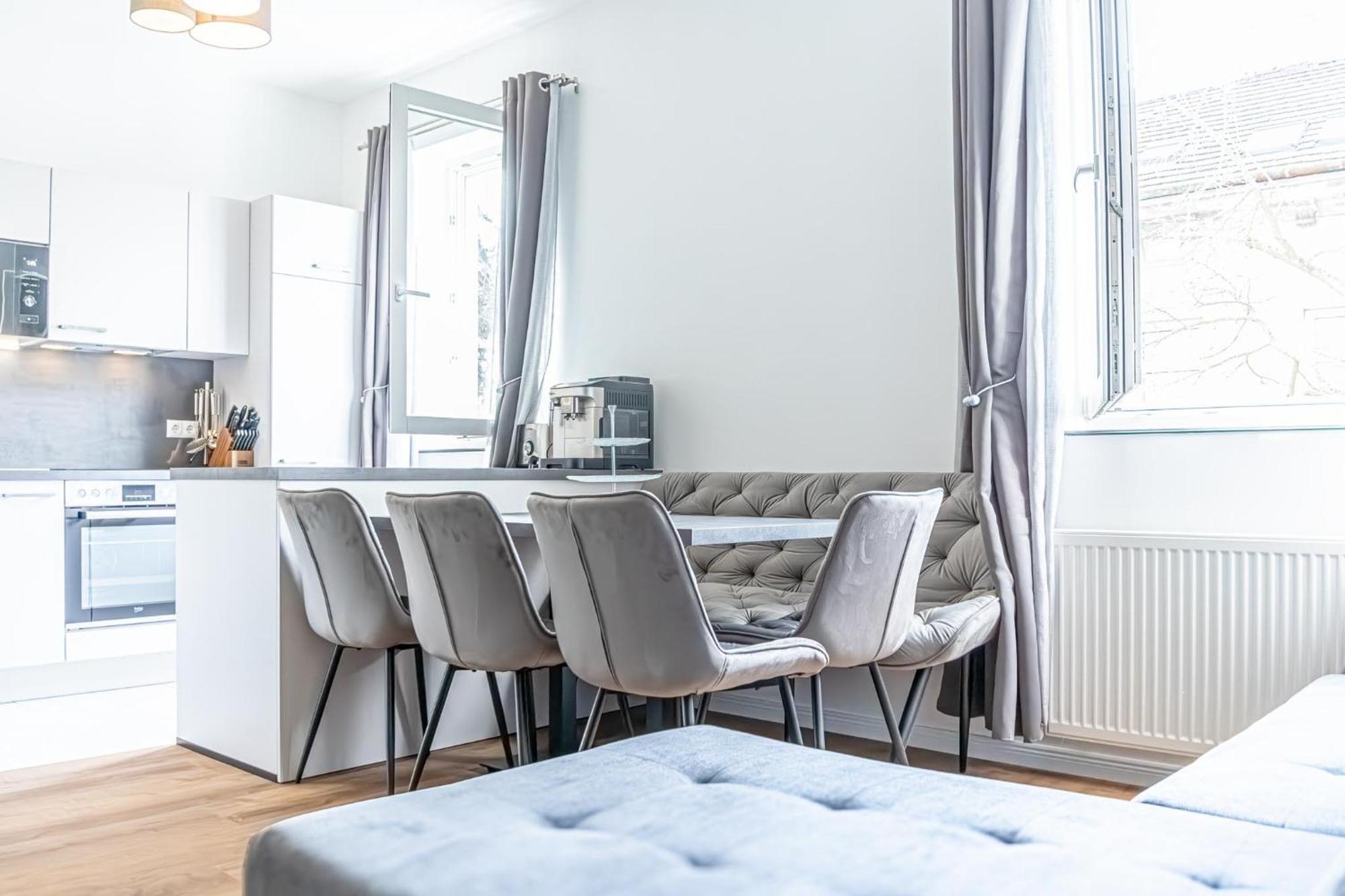 Sweet 2br & 1lr Apartment, Around Donaustadt * Vienna