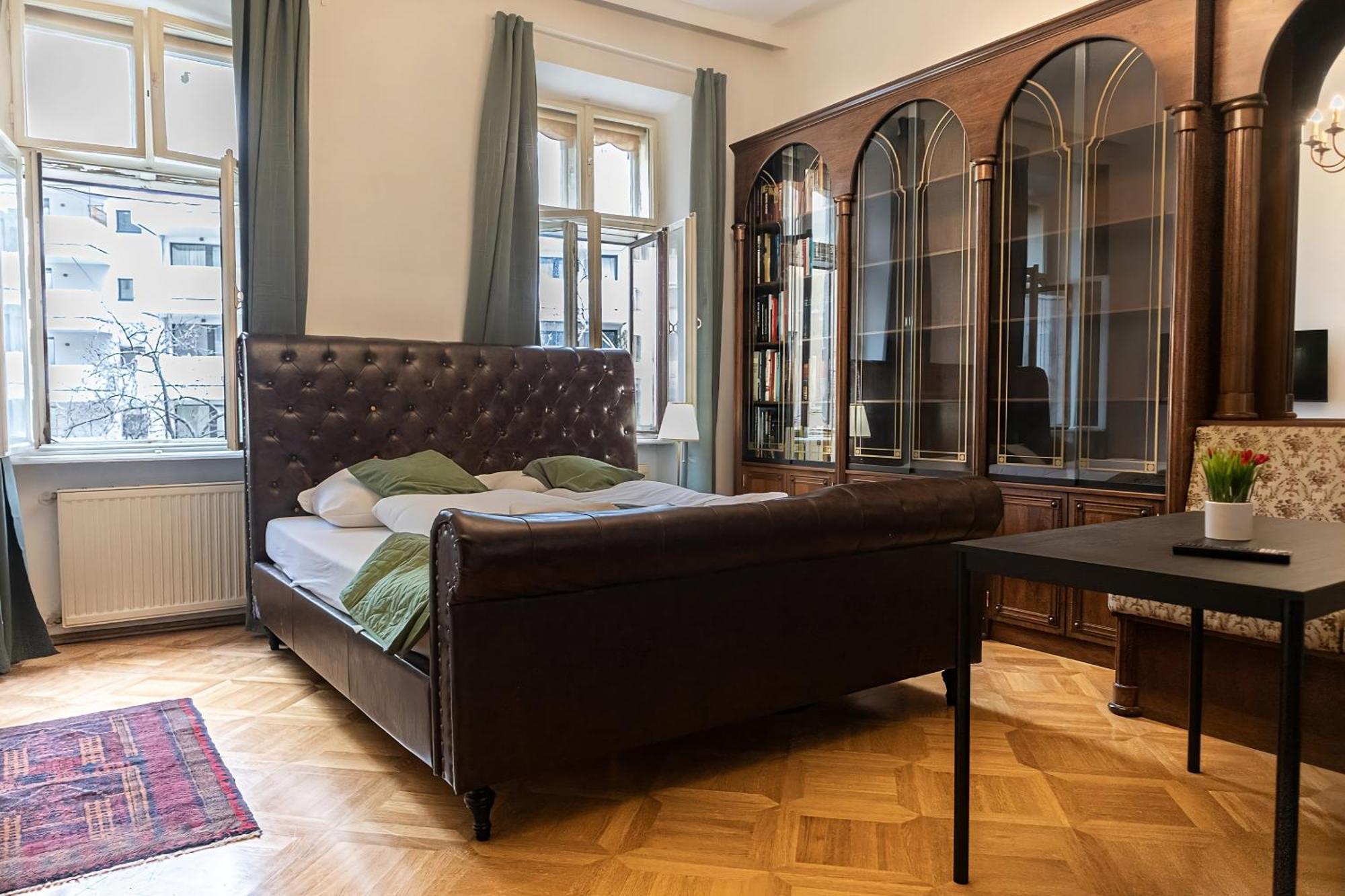 Very 4br Shared Ideal For Longstays, For 10p Apartment
