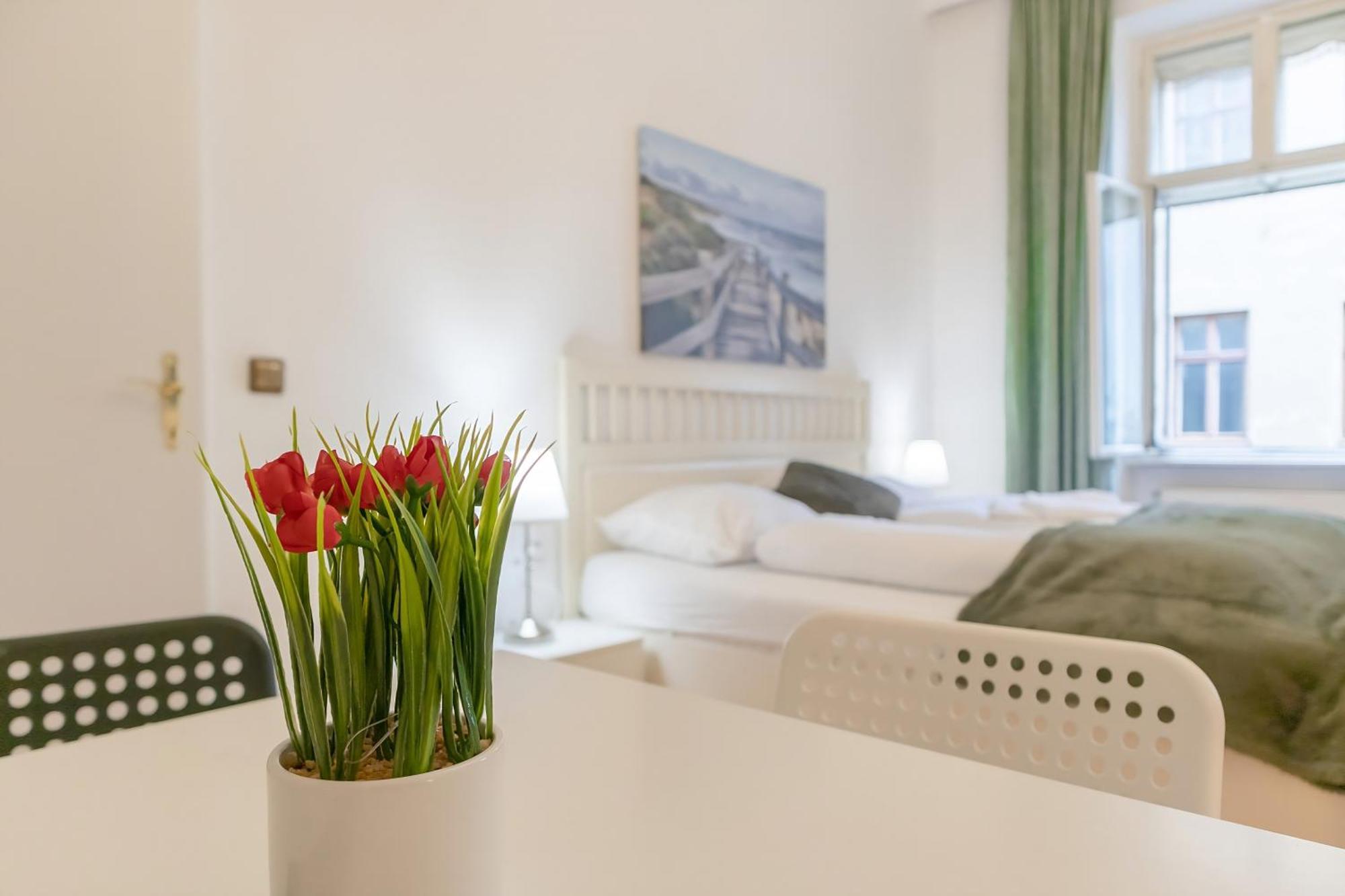 Apartment Very 4br Shared Ideal For Longstays, For 10p Vienna