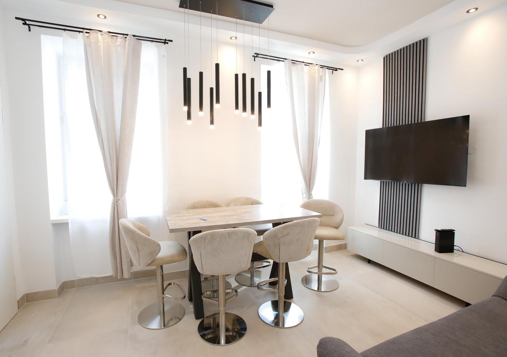 Lux Prime With Free Parking And Fast Internet 600 Mbits * Vienna