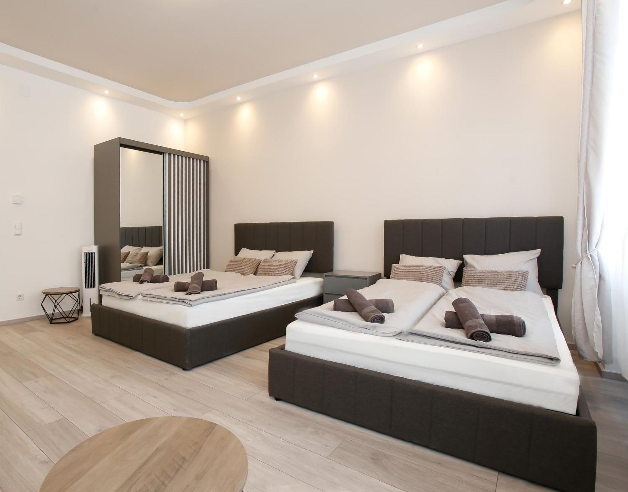 Apartment Lux Prime With Free Parking And Fast Internet 600 Mbits *