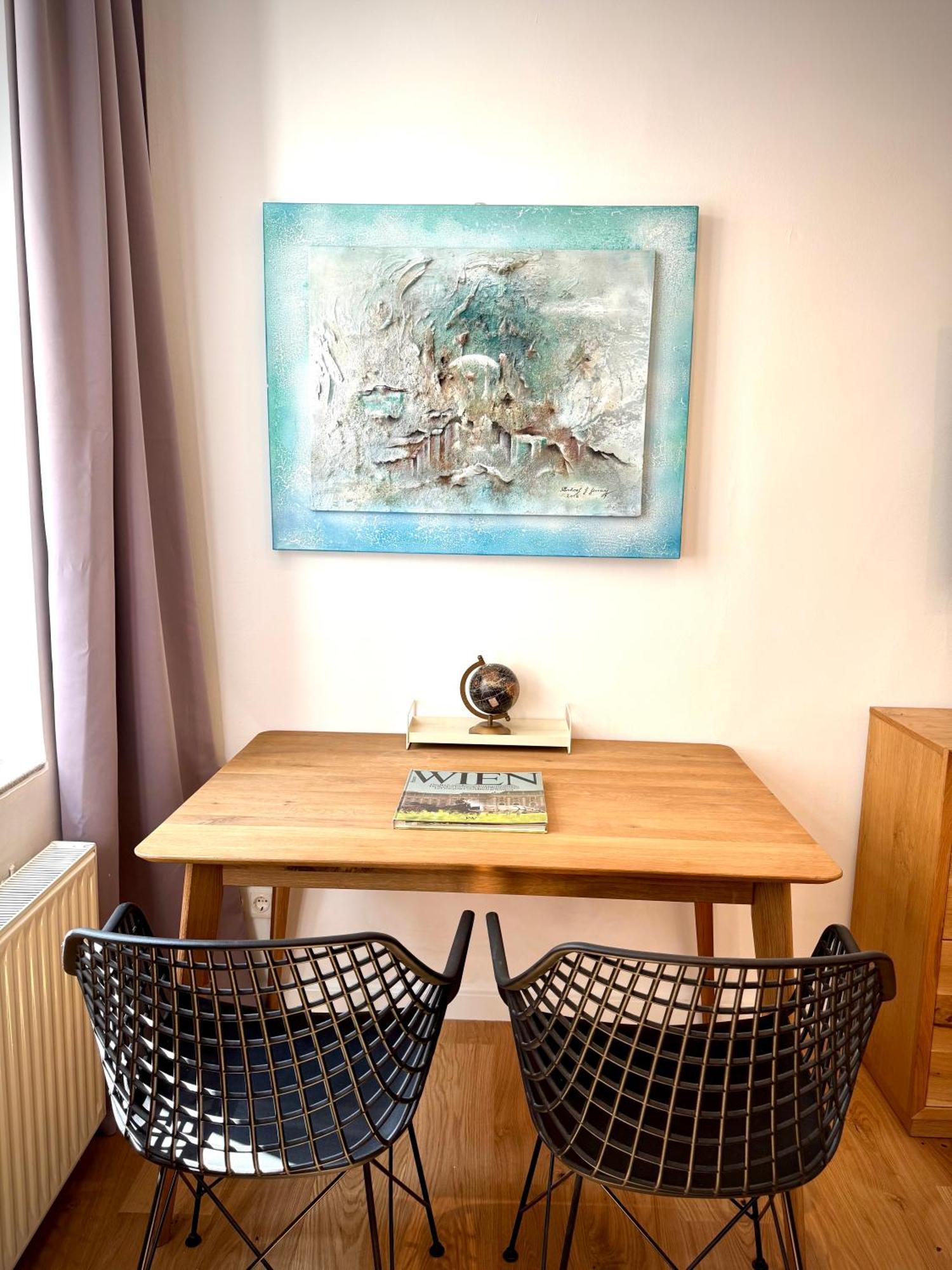 Apartment Atelier Lomani *