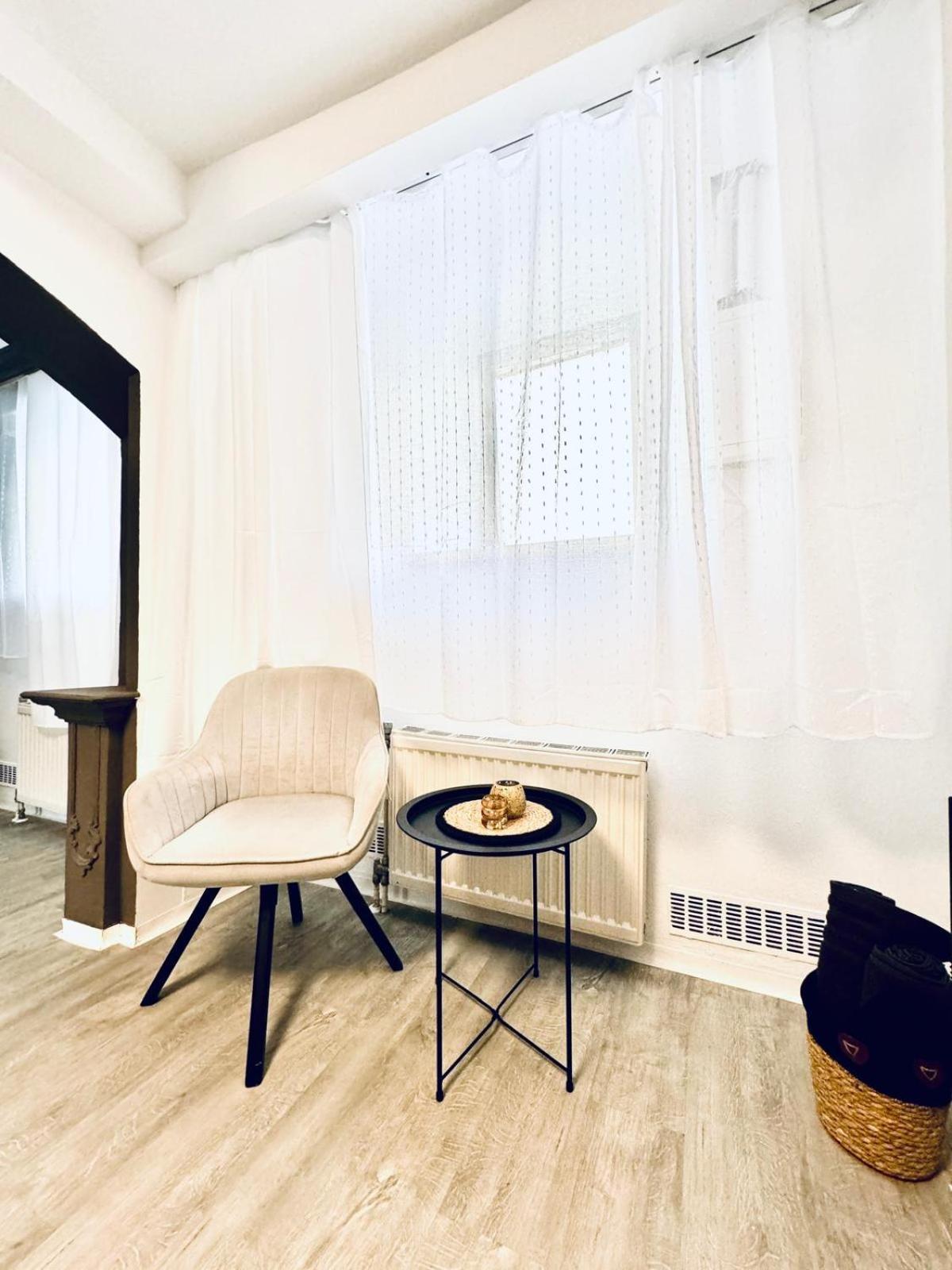 Very Spacious For Up To 7p With Great Location * Vienna