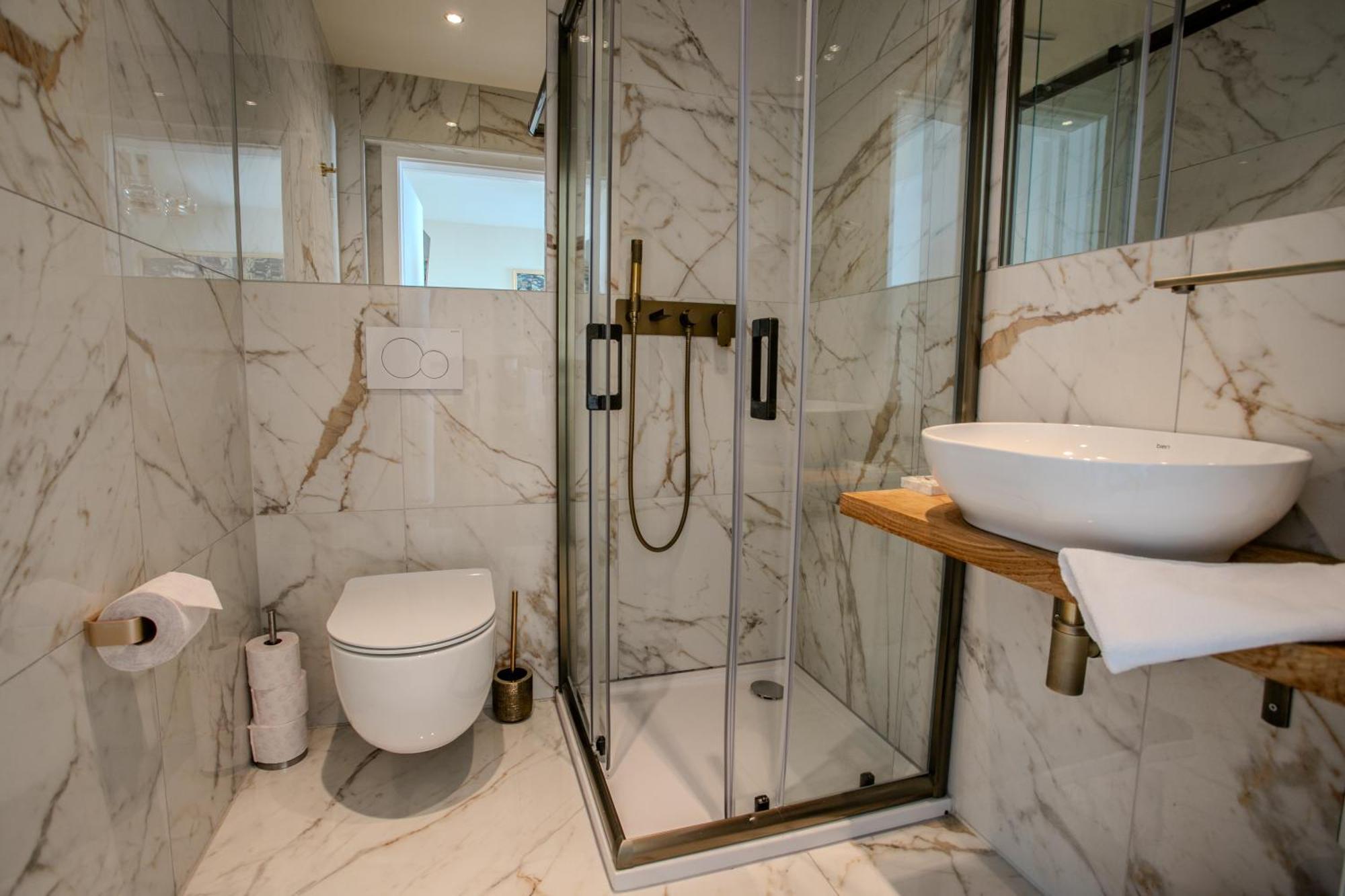 Parklane Boutique Hotel - Newly Renovated Hotel